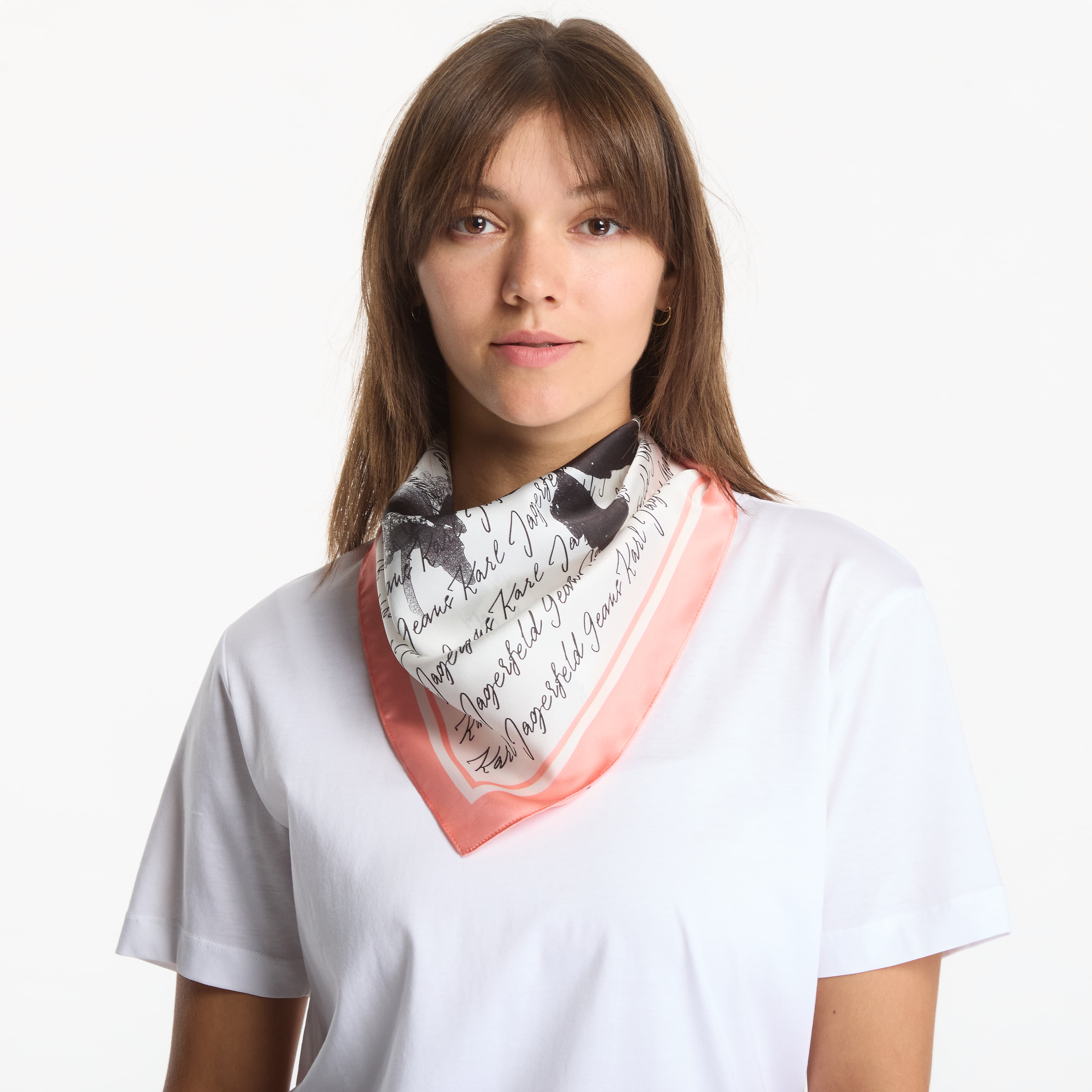 Шал Karl Lagerfeld Jeans Flower Logo Bandana Egret Universal