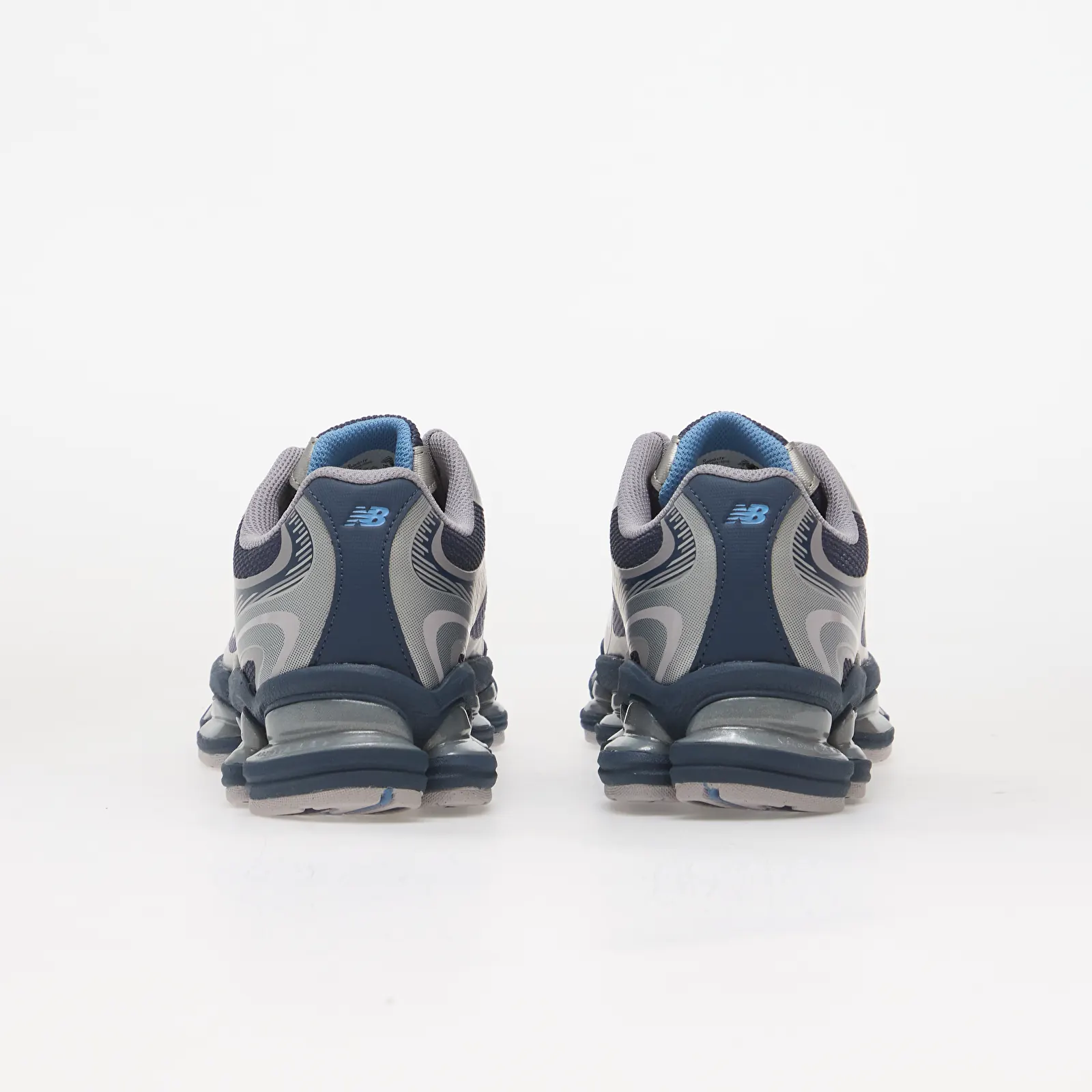Herenschoenen New Balance 2000 Vintage Indigo/ Digital Mist/ Silver Metallic