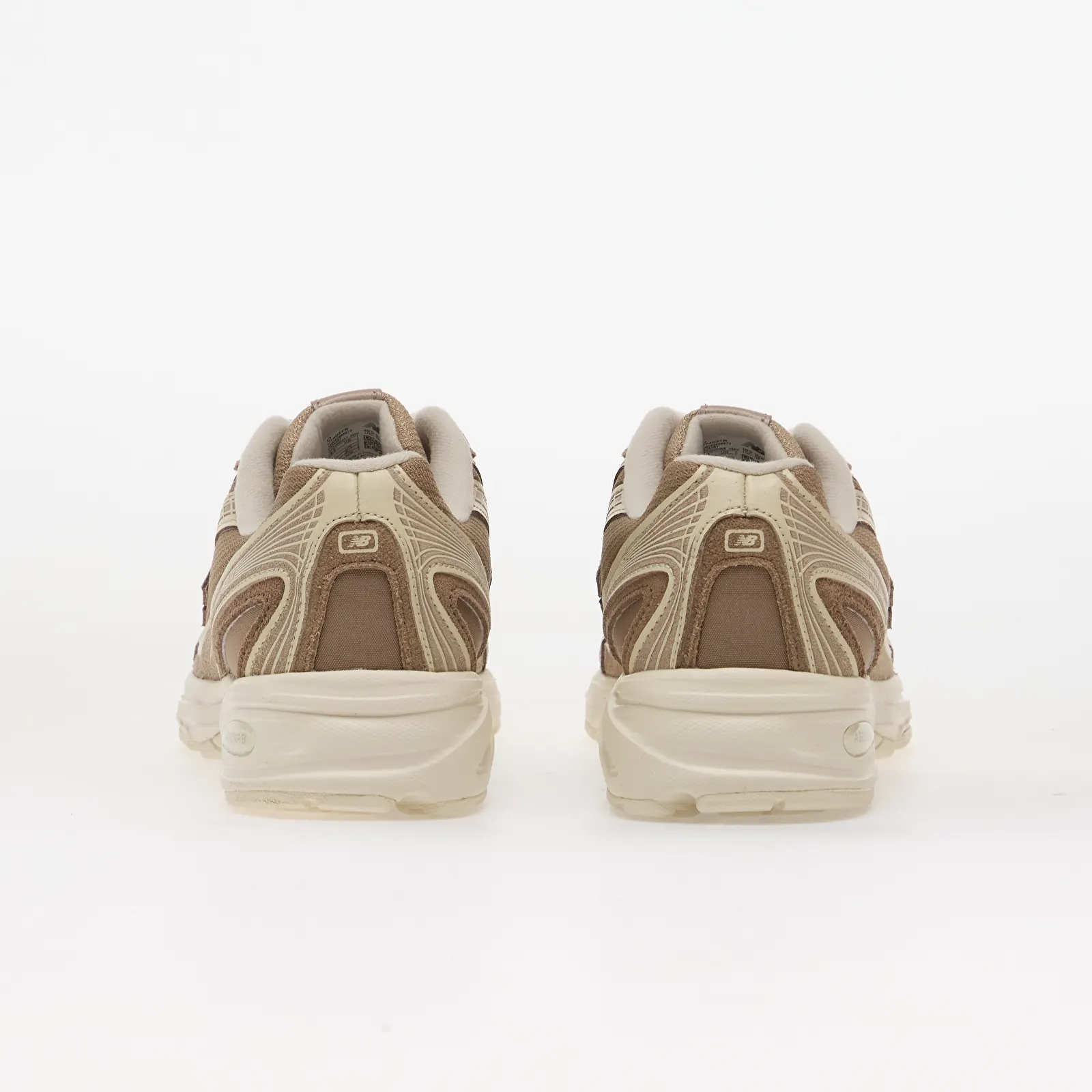 Chaussures et baskets homme New Balance 740 Mushroom/ Driftwood
