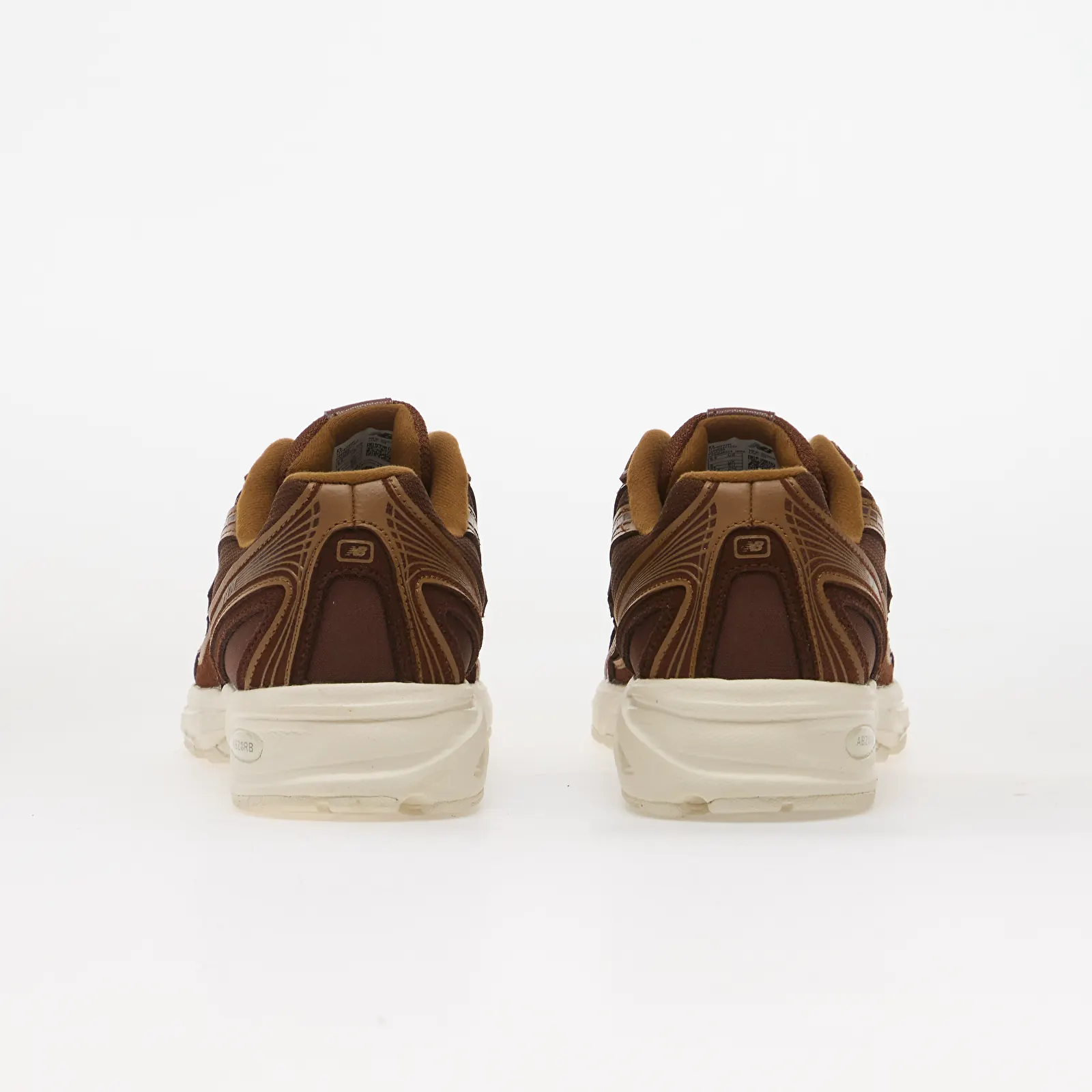 Chaussures et baskets homme New Balance 740 Pumpernickel/ Sea Salt