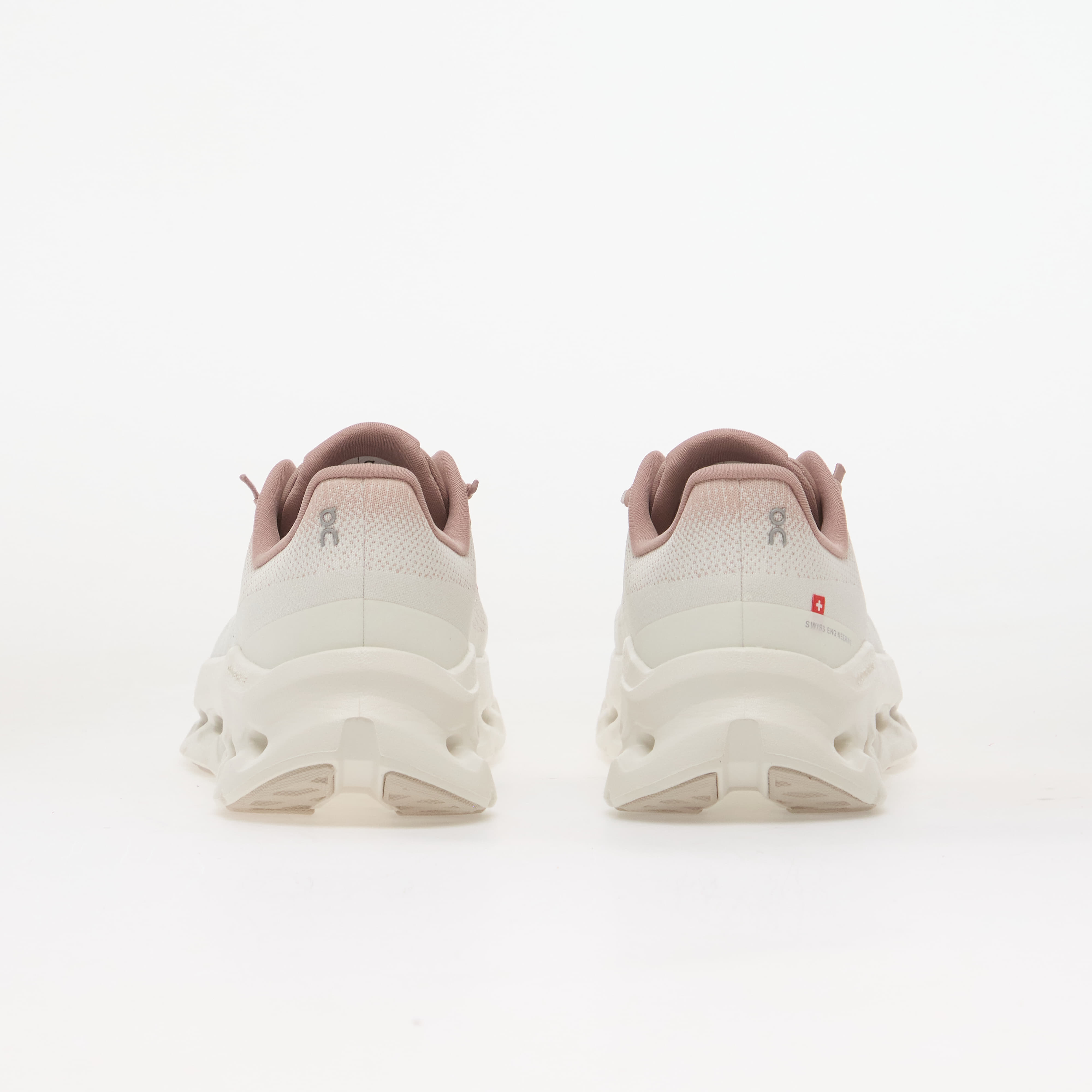 On Sneakers On W Cloudtilt Biscuit/ Ivory EUR 36 - 5