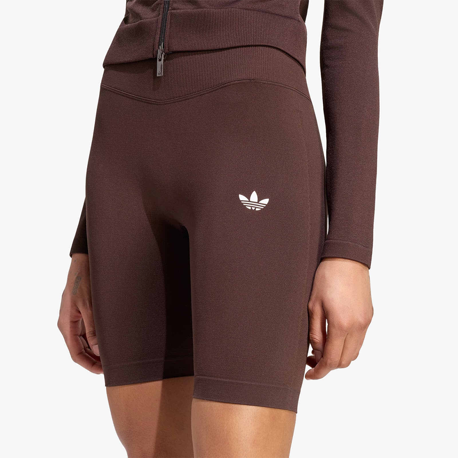 Дамски шорти adidas Essentials Seamless Shorts 5 Inch Aurora Coffee