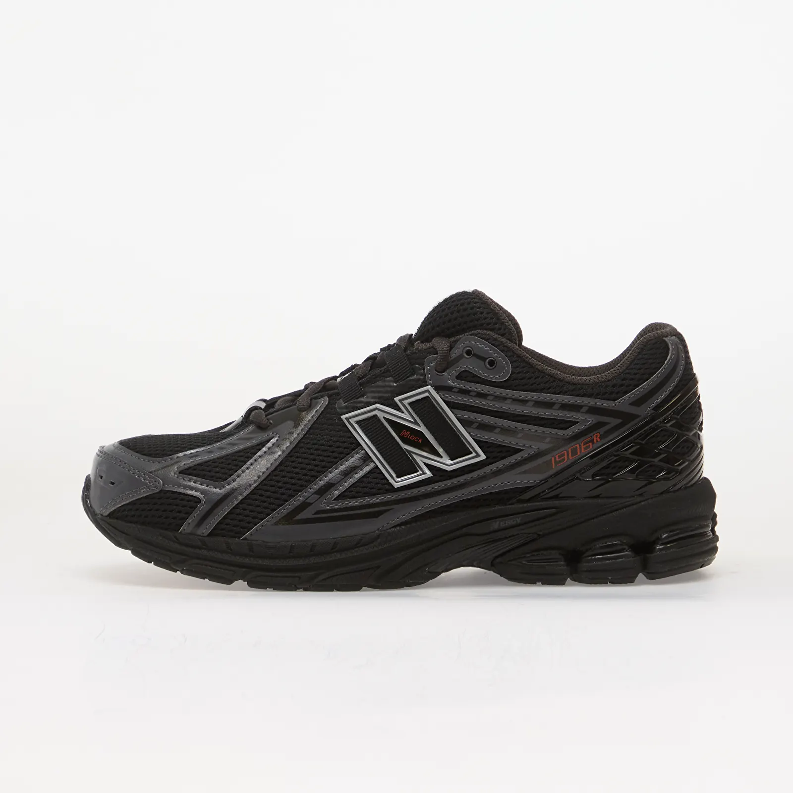 Men's sneakers and shoes New Balance Kids 1906 Black/ Black Cement
