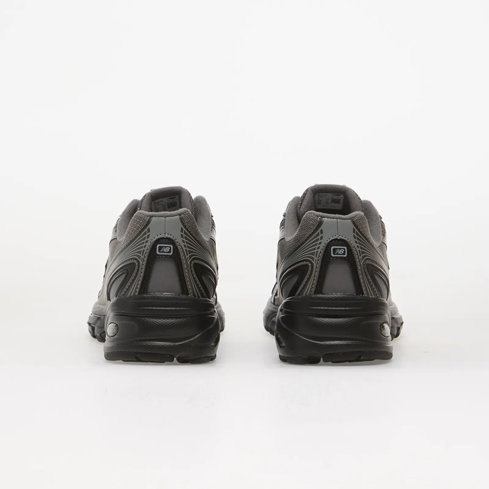 Men's sneakers and shoes New Balance Kids 740 Black Metallic/ Alkaline Green