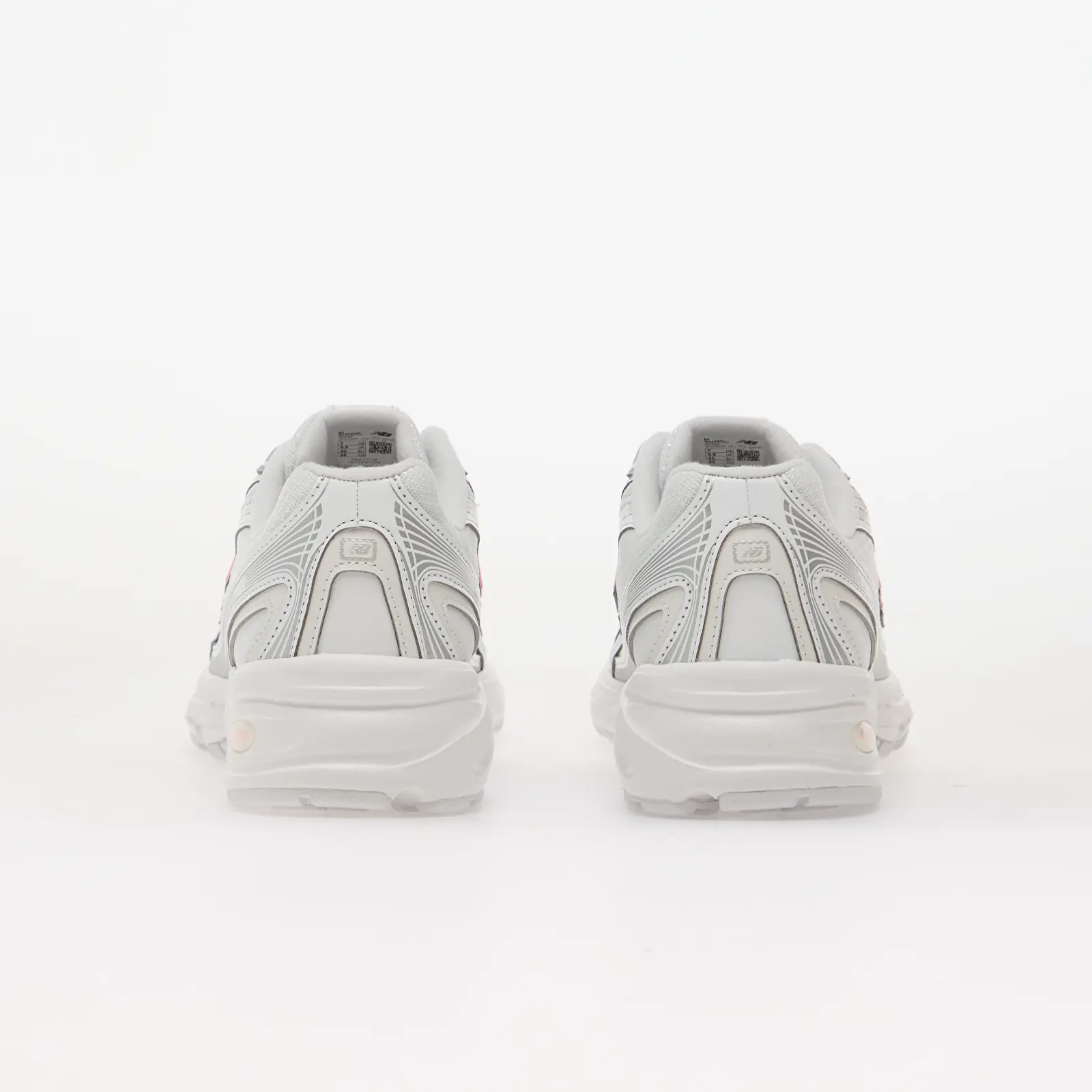 Turnschuhe und Schuhe für Männer New Balance 740 Kids Silver Metallic/ Signal Pink
