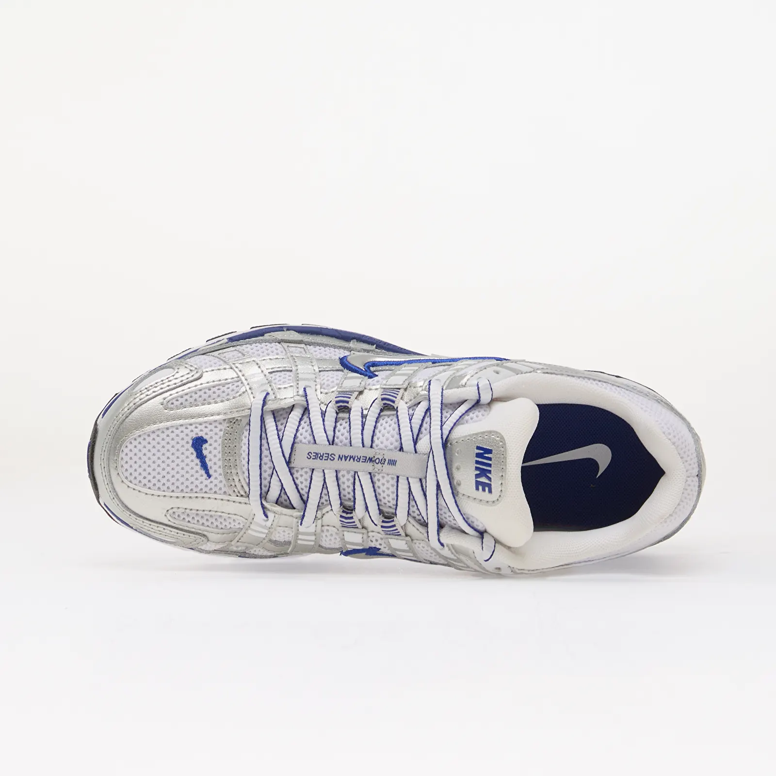 Moteriški sportiniai bateliai ir avalynė Nike P-6000 White/ Metallic Silver-Old Royal-Black