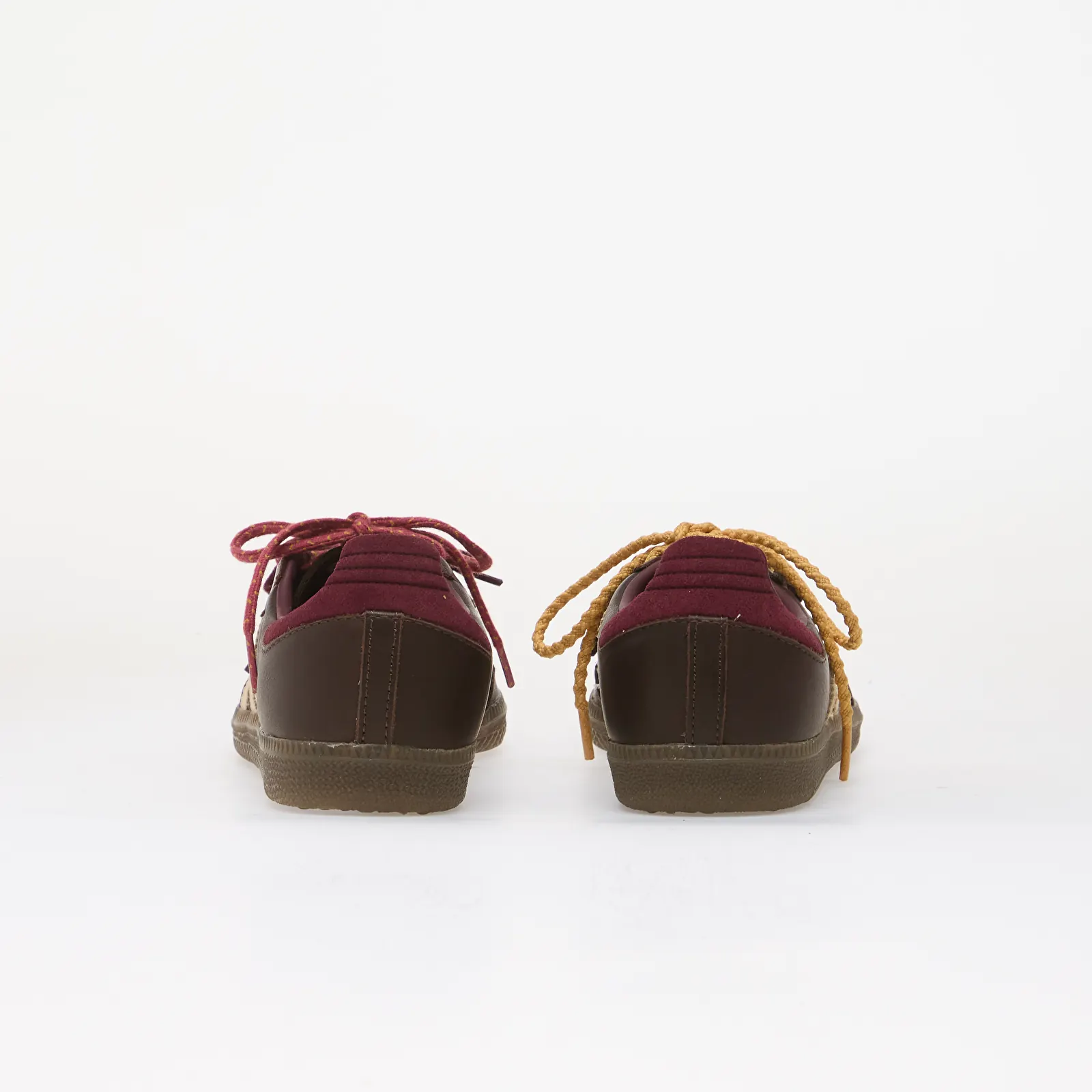 Chaussures et baskets femme adidas Samba OG Brown/ Warm Vanilla/ Maroon