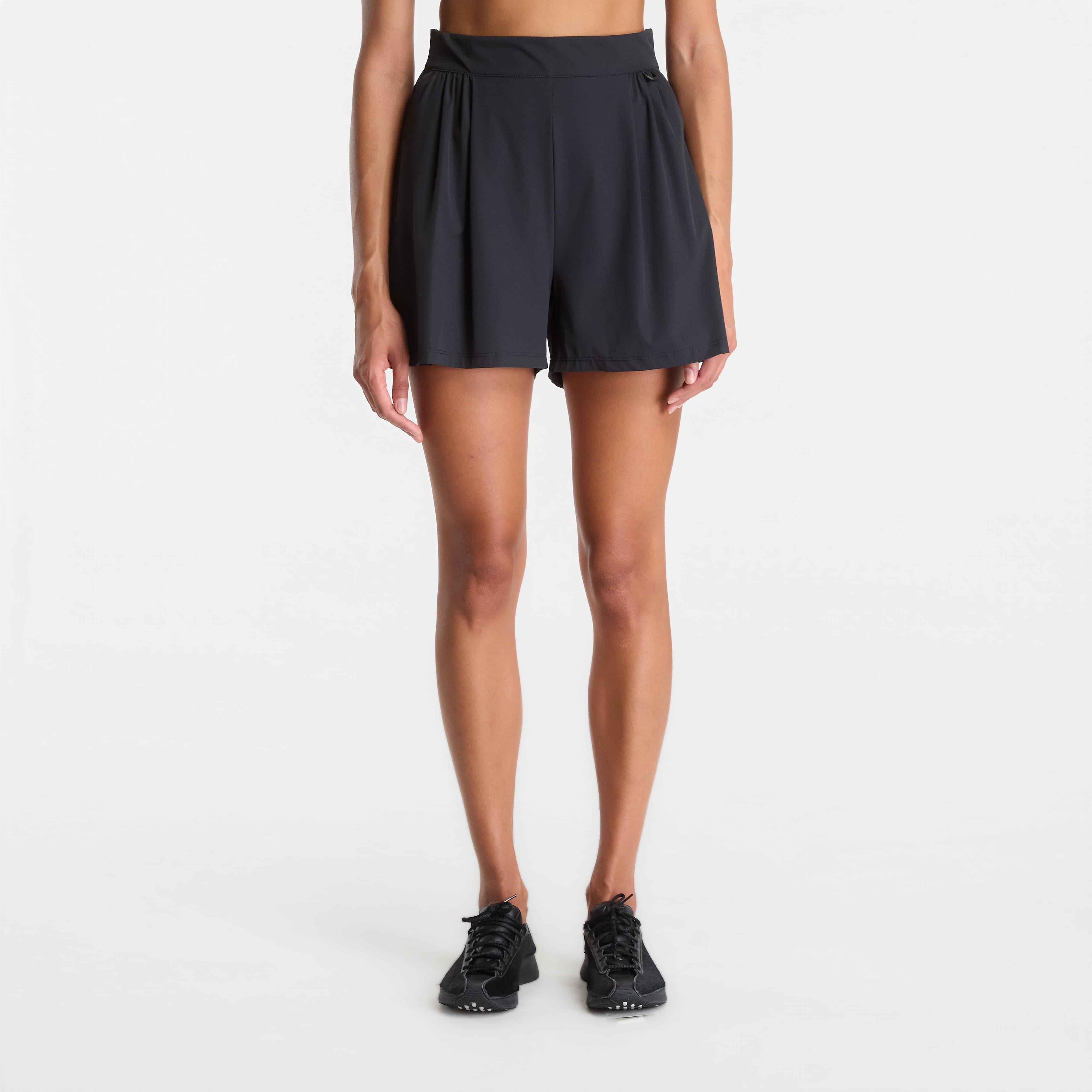 Къси панталони Nike 24.7 PerfectStretch Women's Dri-FIT High-Waisted Shorts Black/ Black/ Dk Smoke Grey XS