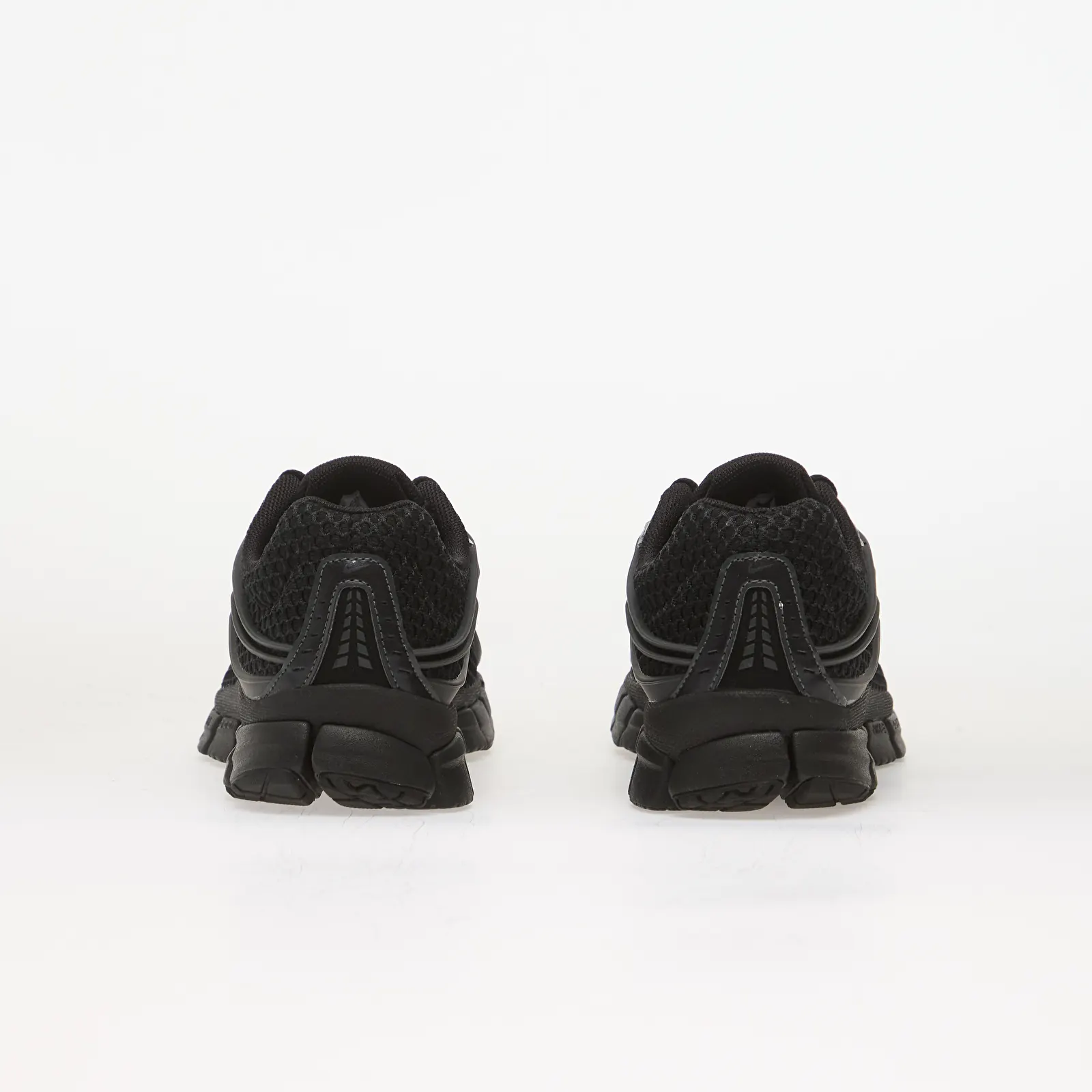 Sieviešu kedas un apavi Nike Zoom Skylon 11 Black/ Black-Anthracite