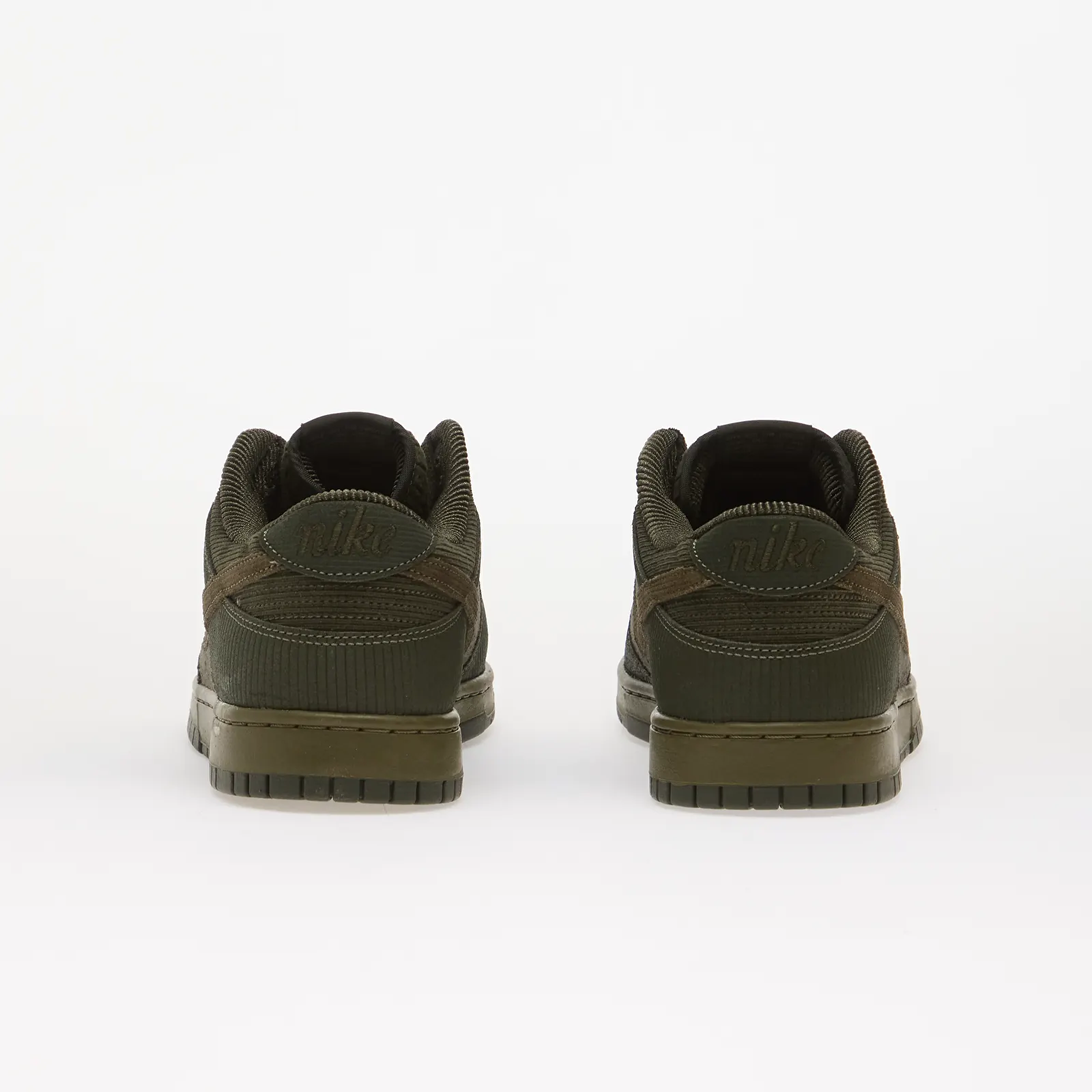 Мъжки кецове и обувки Nike Dunk Low Retro Premium Cargo Khaki/ Cargo Khaki-Medium Olive