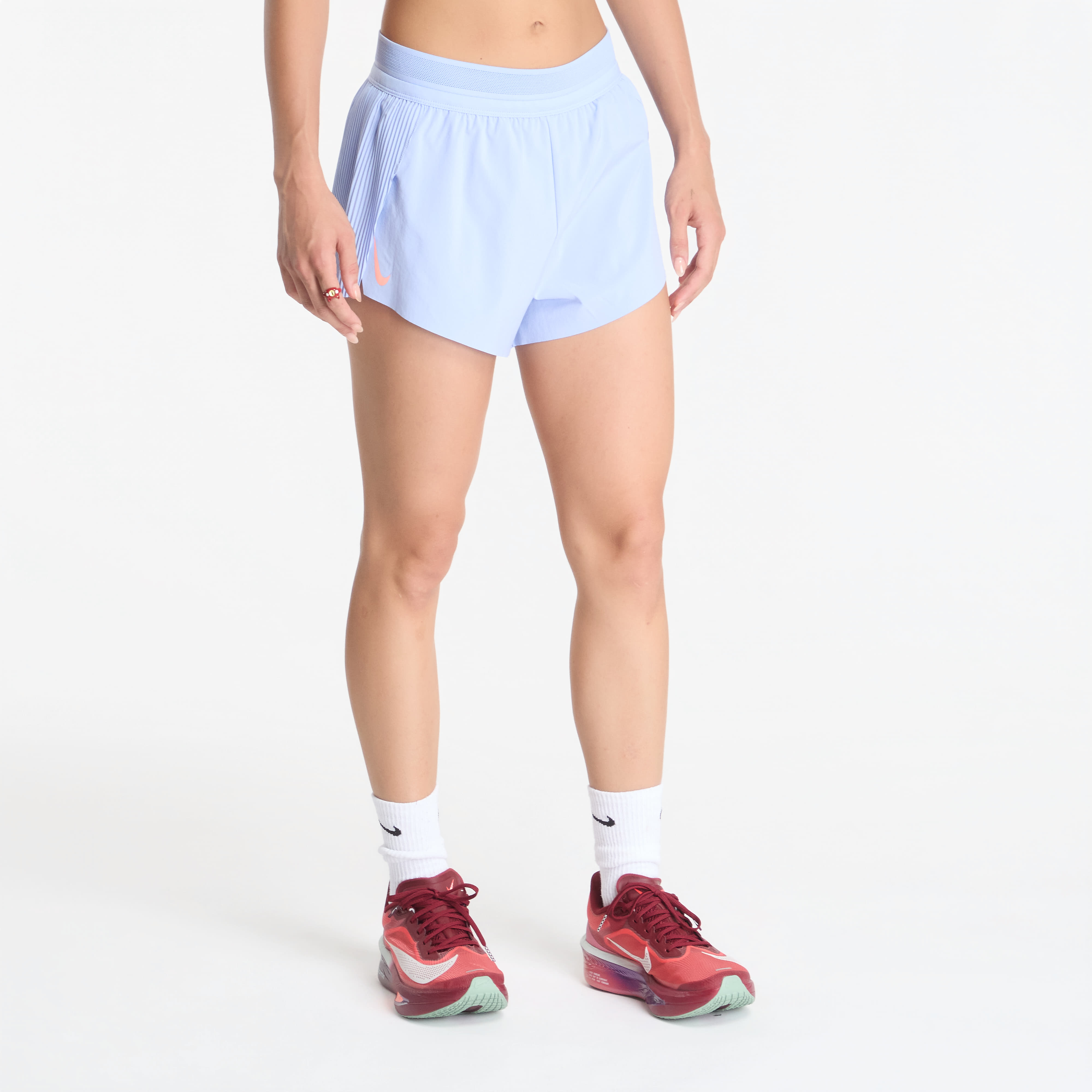 Къси панталони Nike AeroSwift Women's Dri-FIT ADV Mid-Rise 3