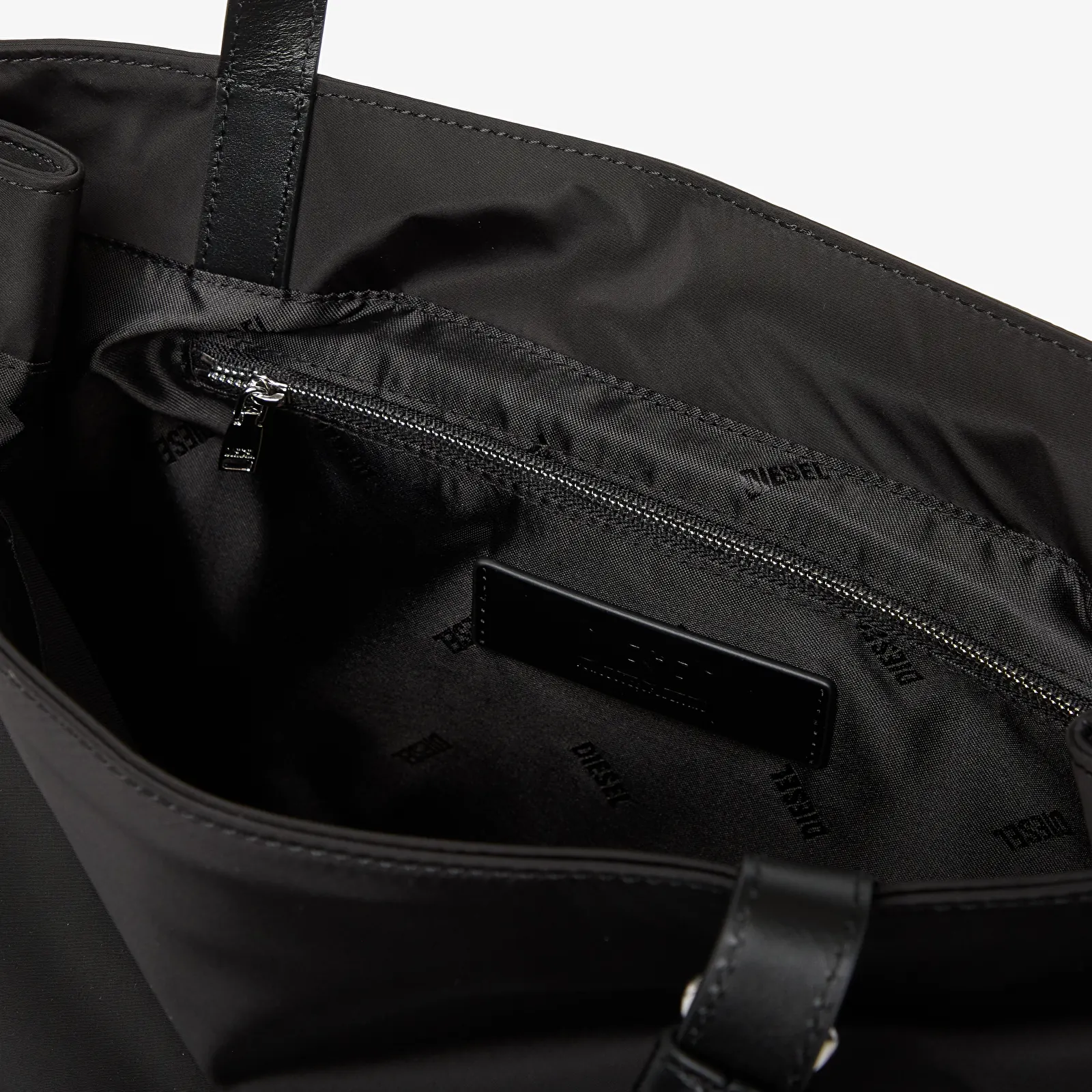 Pánske tašky cez rameno Diesel 1DR 2.0 Tote E/W Shopping Bag Black