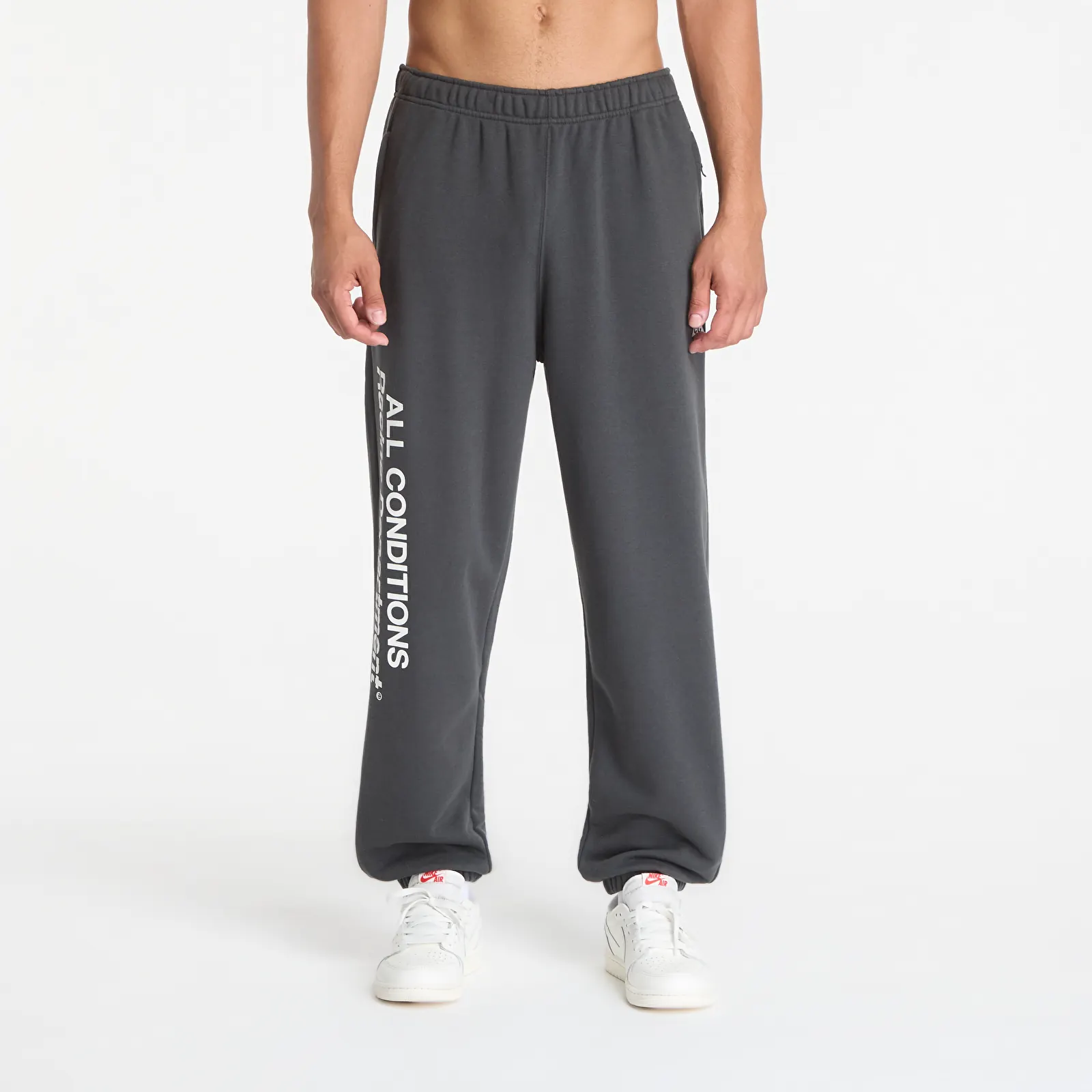 Pánske tepláky Nike ACG Tuff Fleece Dri-FIT Pants Dk Smoke Grey/ White