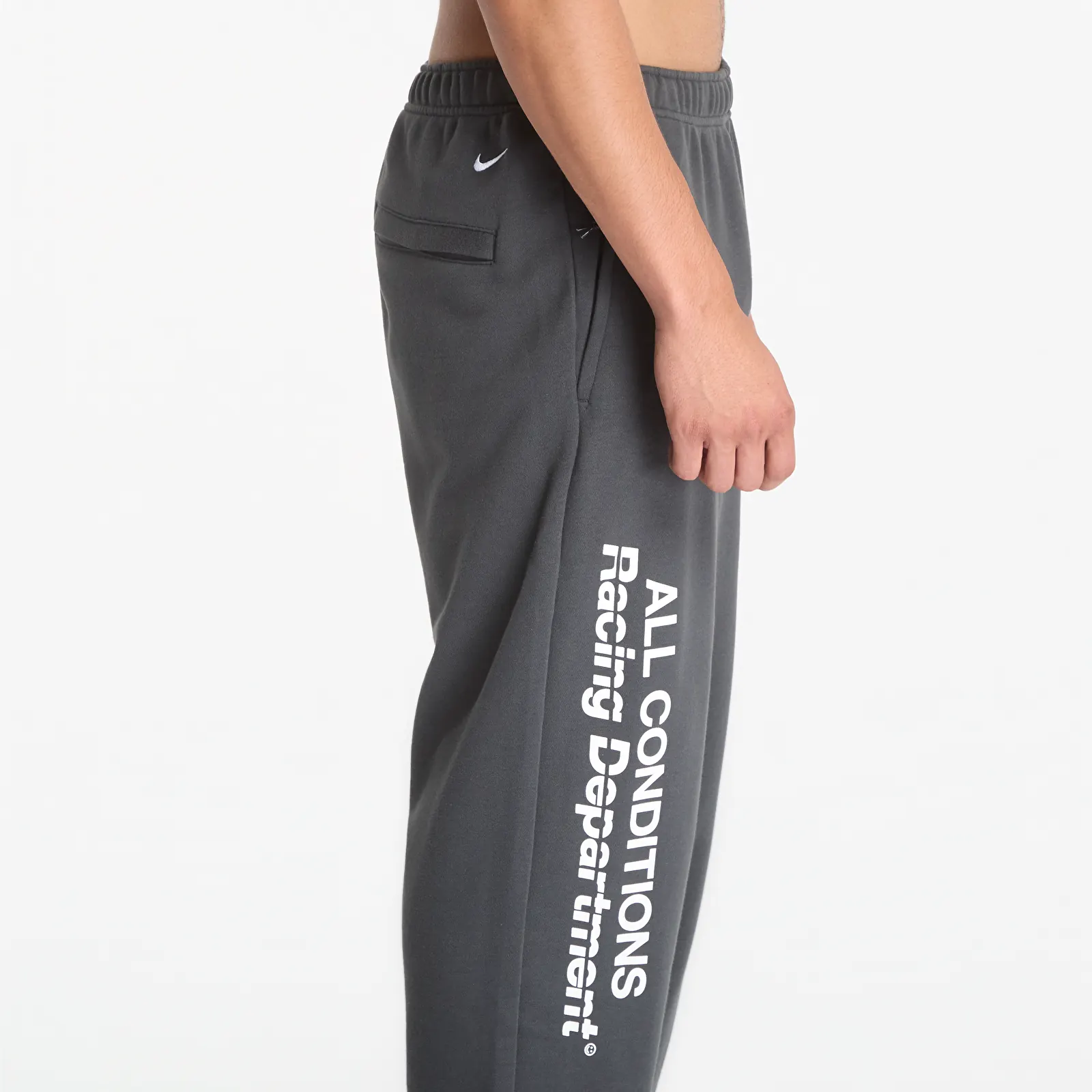 Pánske tepláky Nike ACG Tuff Fleece Dri-FIT Pants Dk Smoke Grey/ White