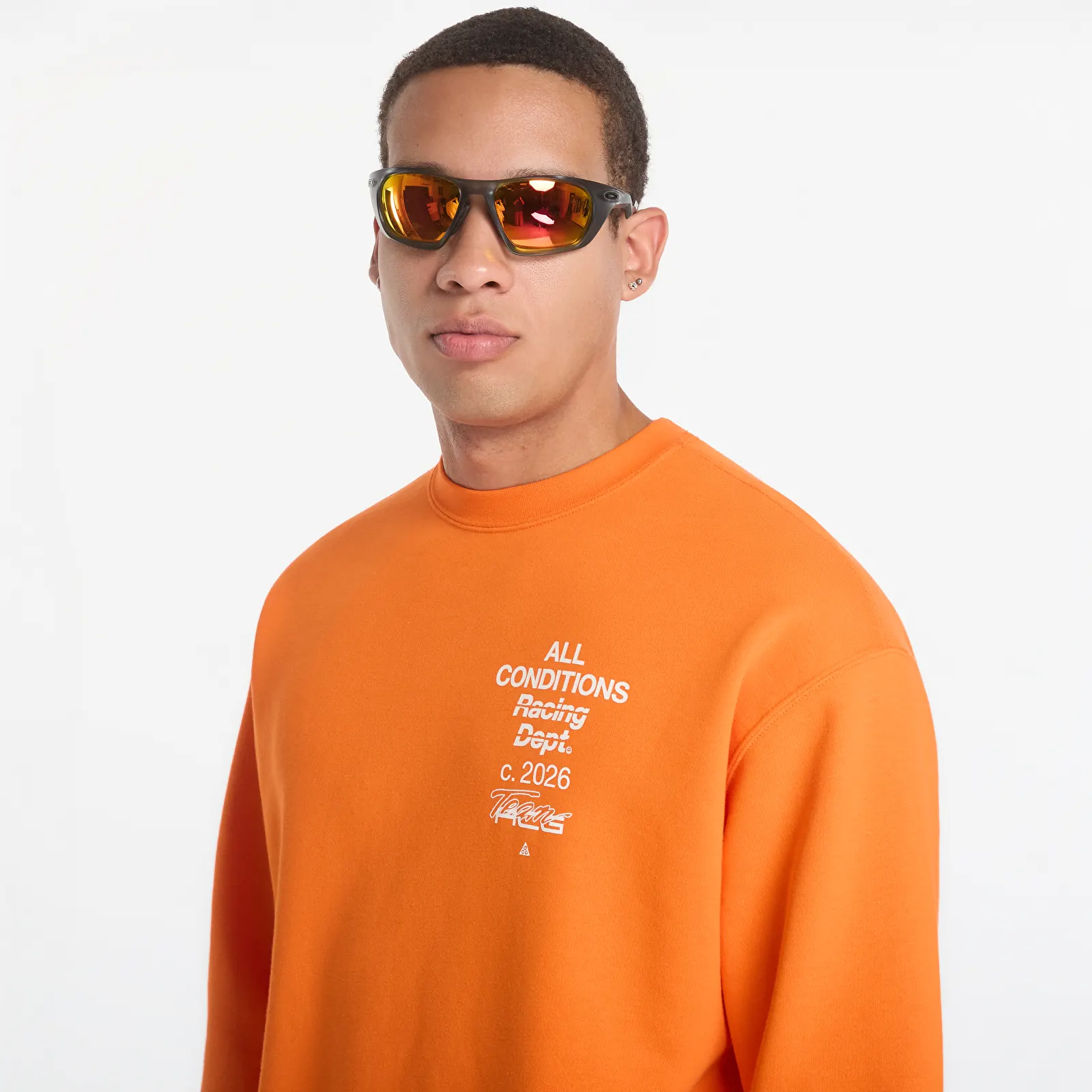 Vīriešu džemperi Nike ACG Tuff Fleece Dri-FIT Crew-Neck Sweatshirt Safety Orange/ White