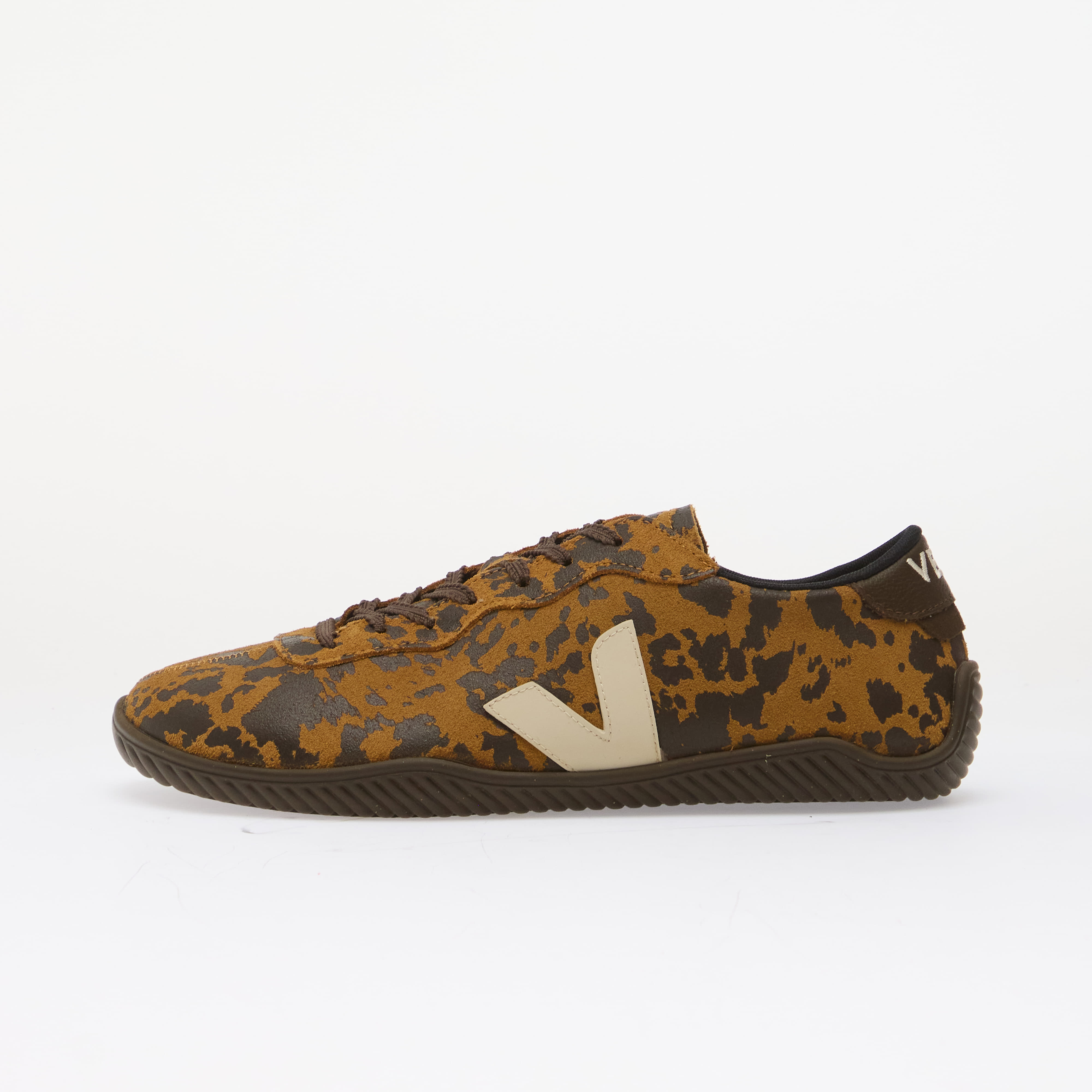 Сникърси Veja Jitsu Suede Camel-Wild-Country EUR 36