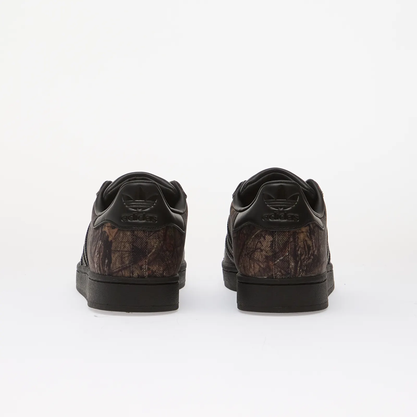Men's sneakers and shoes adidas Superstar II Mossy Oak Core Black/ Khaki Six/ Gum5
