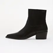 Vagabond Kelsey Black