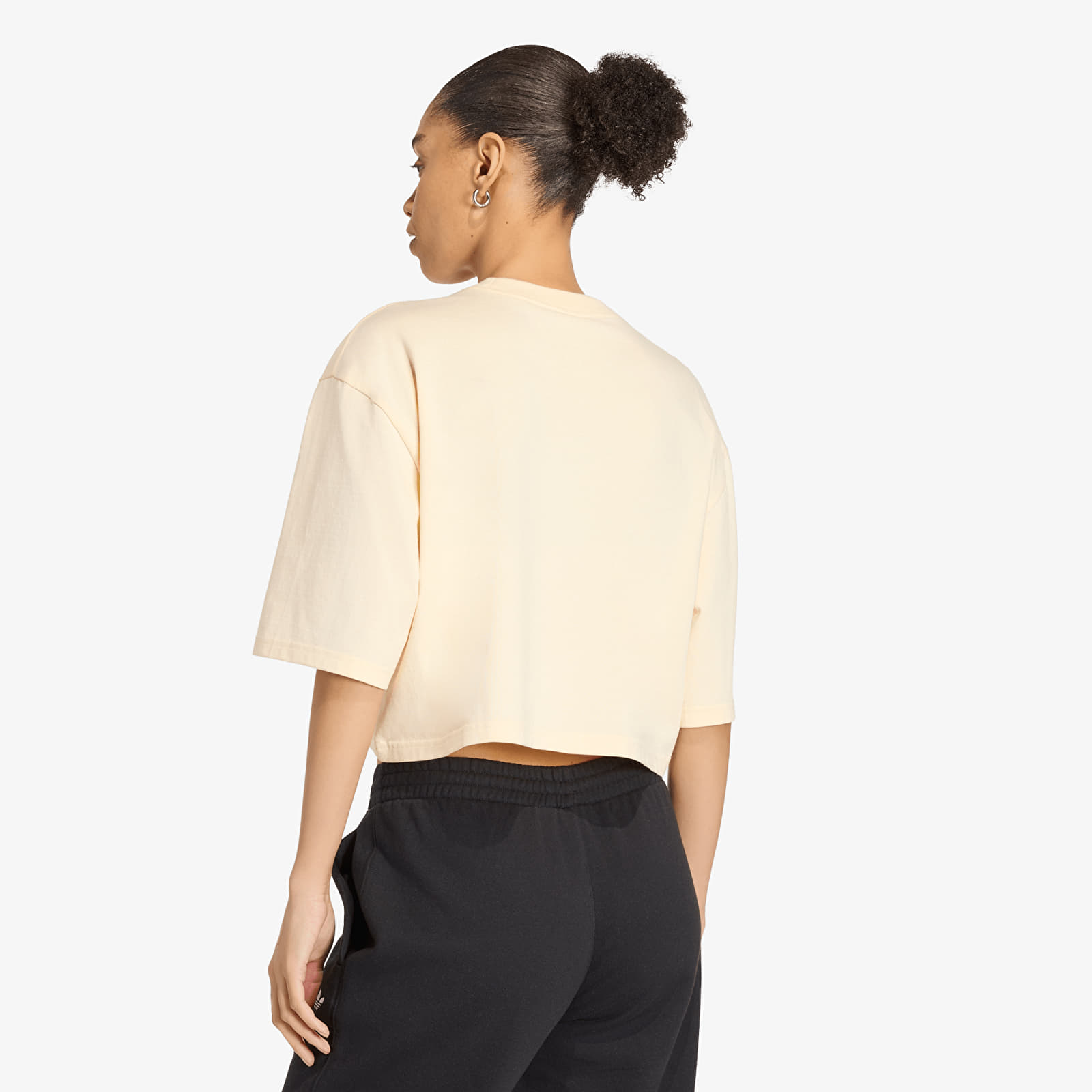 Női pólók  adidas Essentials Crop T-shirt Warm Vanilla