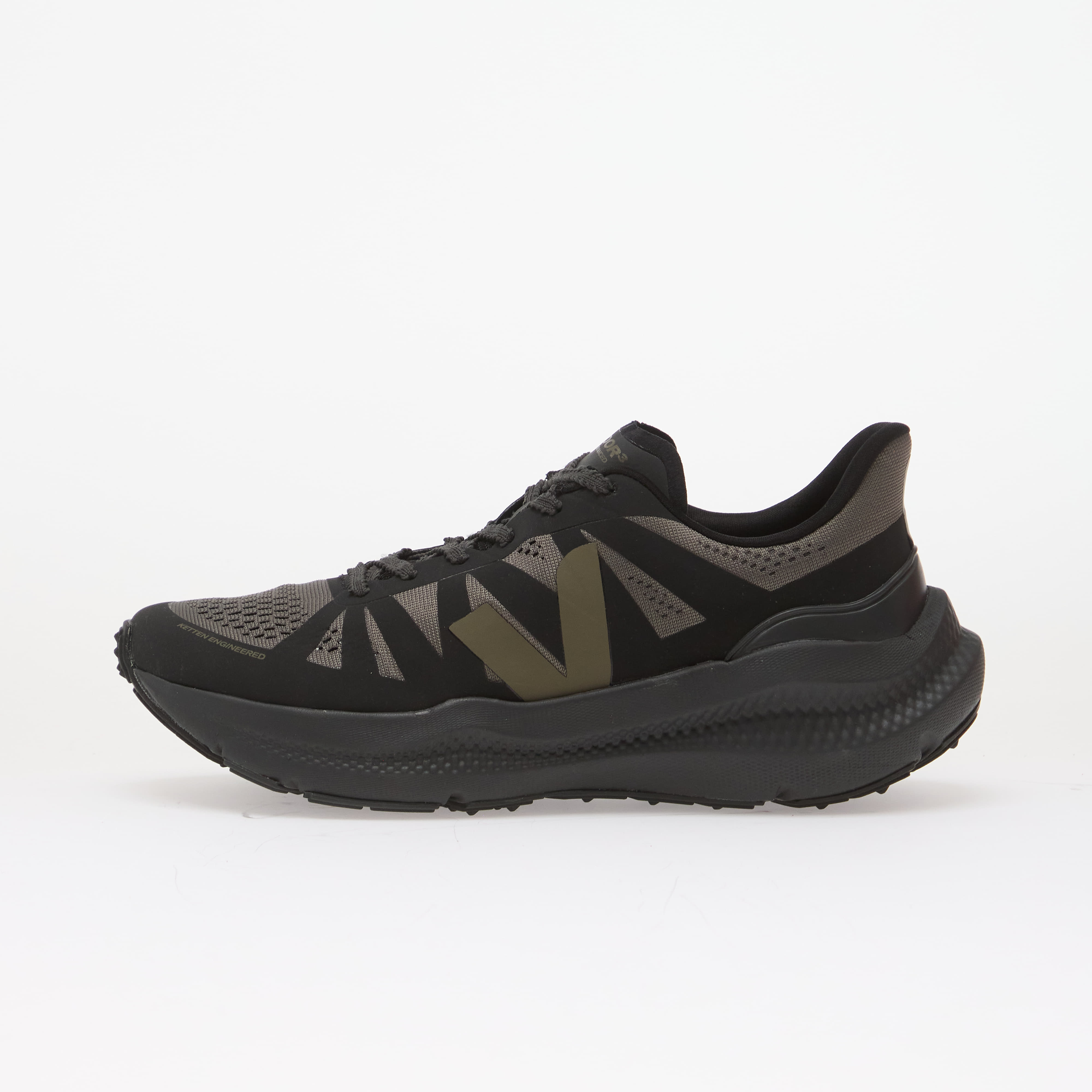 Сникърси Veja Condor 3 Adv Enm Stone/ Black/ Grafite EUR 42
