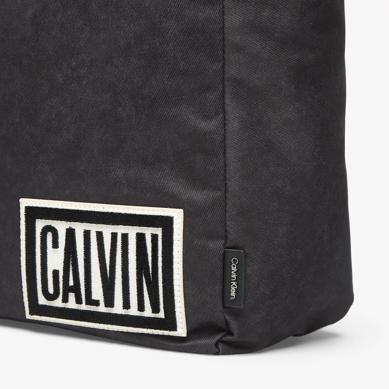 Moške torbe za na ramo Calvin Klein Ssnl Graphic Tote Black