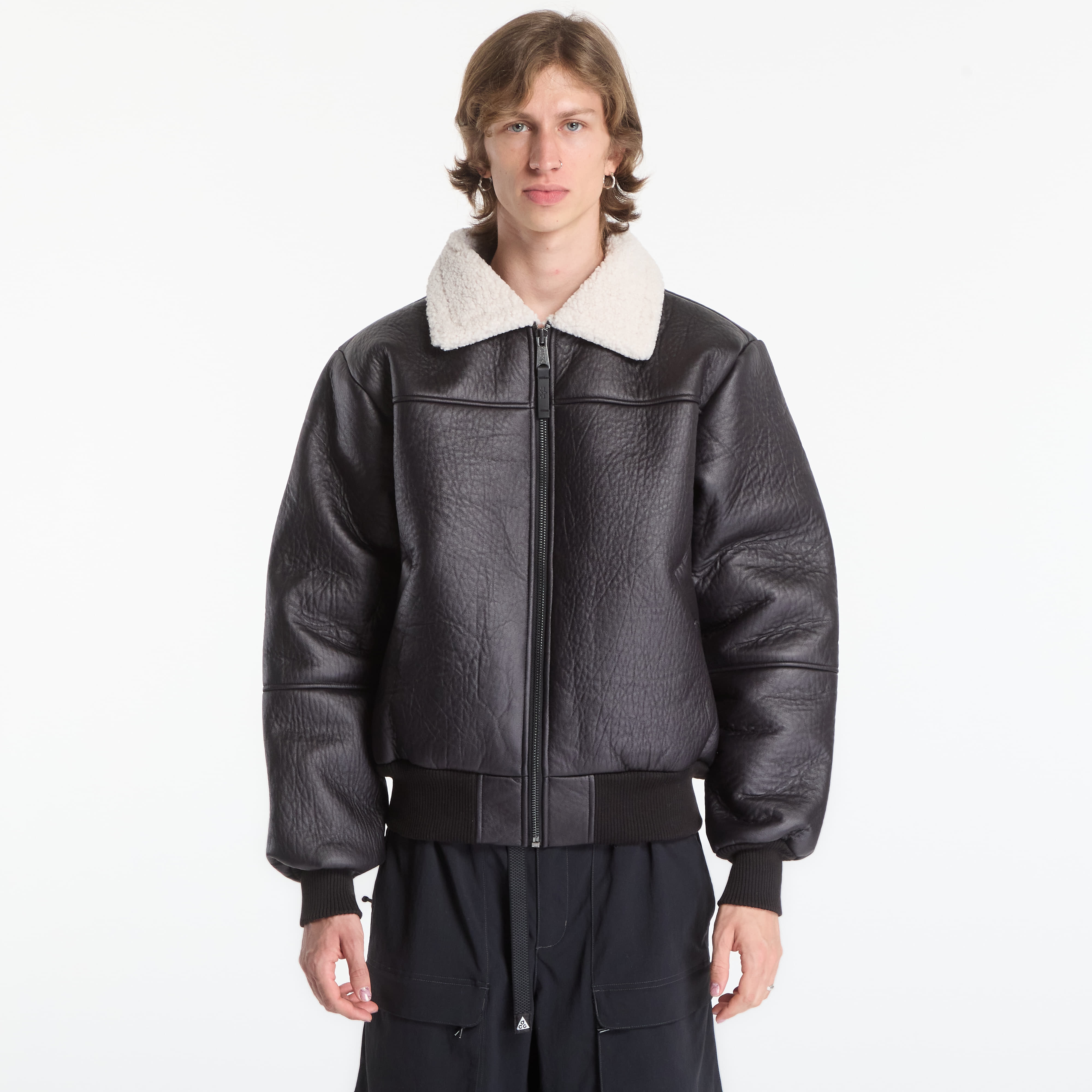 Яке Alpha Industries B-15 Modified Black M