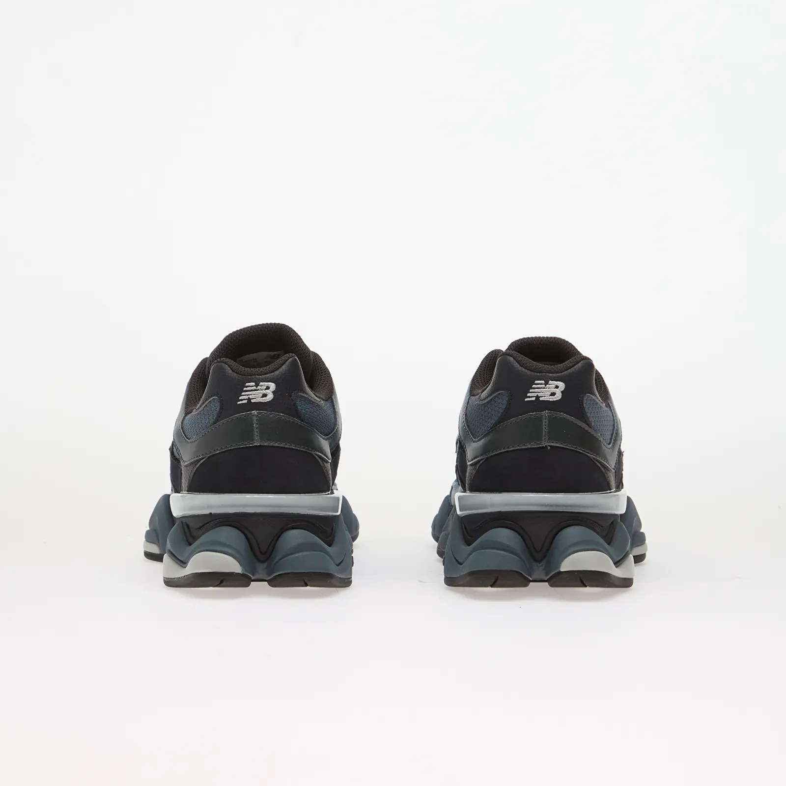 Men's sneakers and shoes New Balance 9060 Shadow Blue/ Dark Night