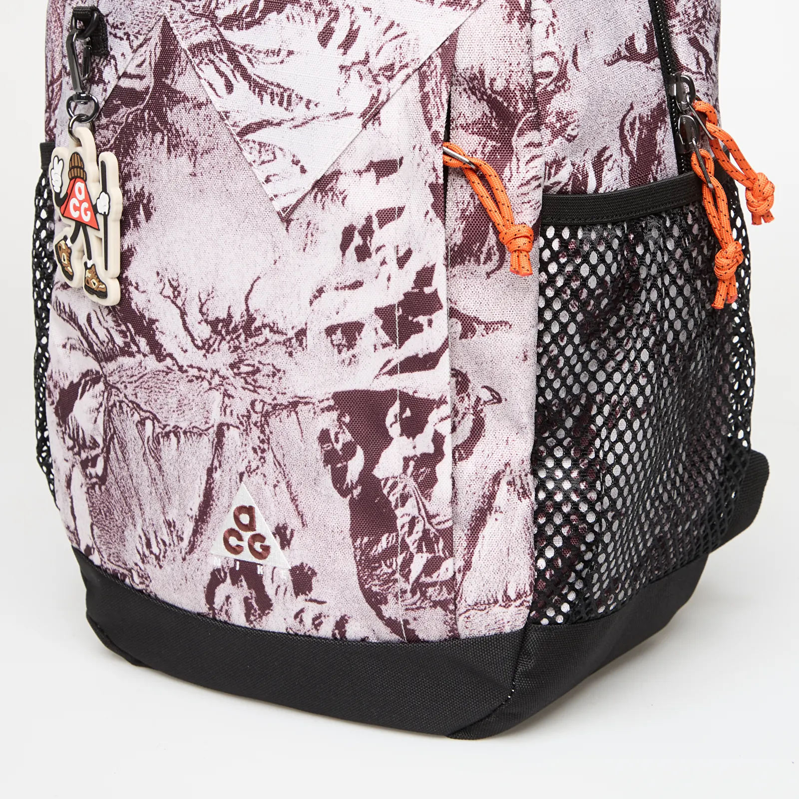 Чоловічі рюкзаки Nike ACG Daypack Light Orewood Brn