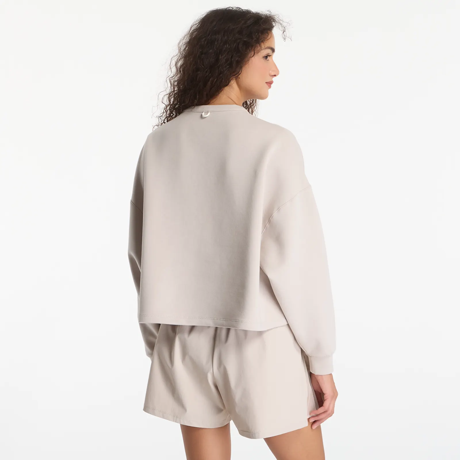Sieviešu džemperi Nike 24.7 ImpossiblySoft Women's Dri-FIT Oversized Crew-Neck Top Cream Ii/ Cream Ii/ College Grey