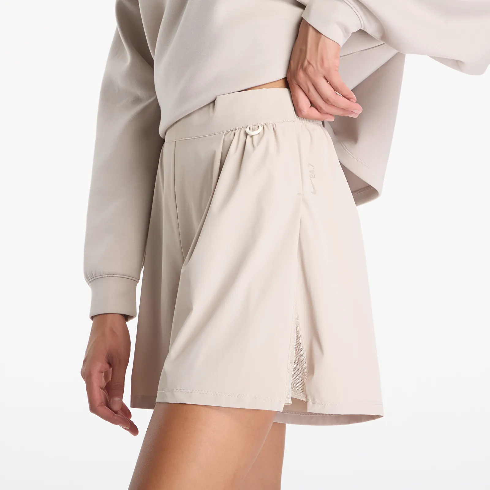 Kratke hlače Nike 24.7 PerfectStretch Women's Dri-FIT High-Waisted Shorts Cream Ii/ Cream Ii/ Cream Ii/ College Grey