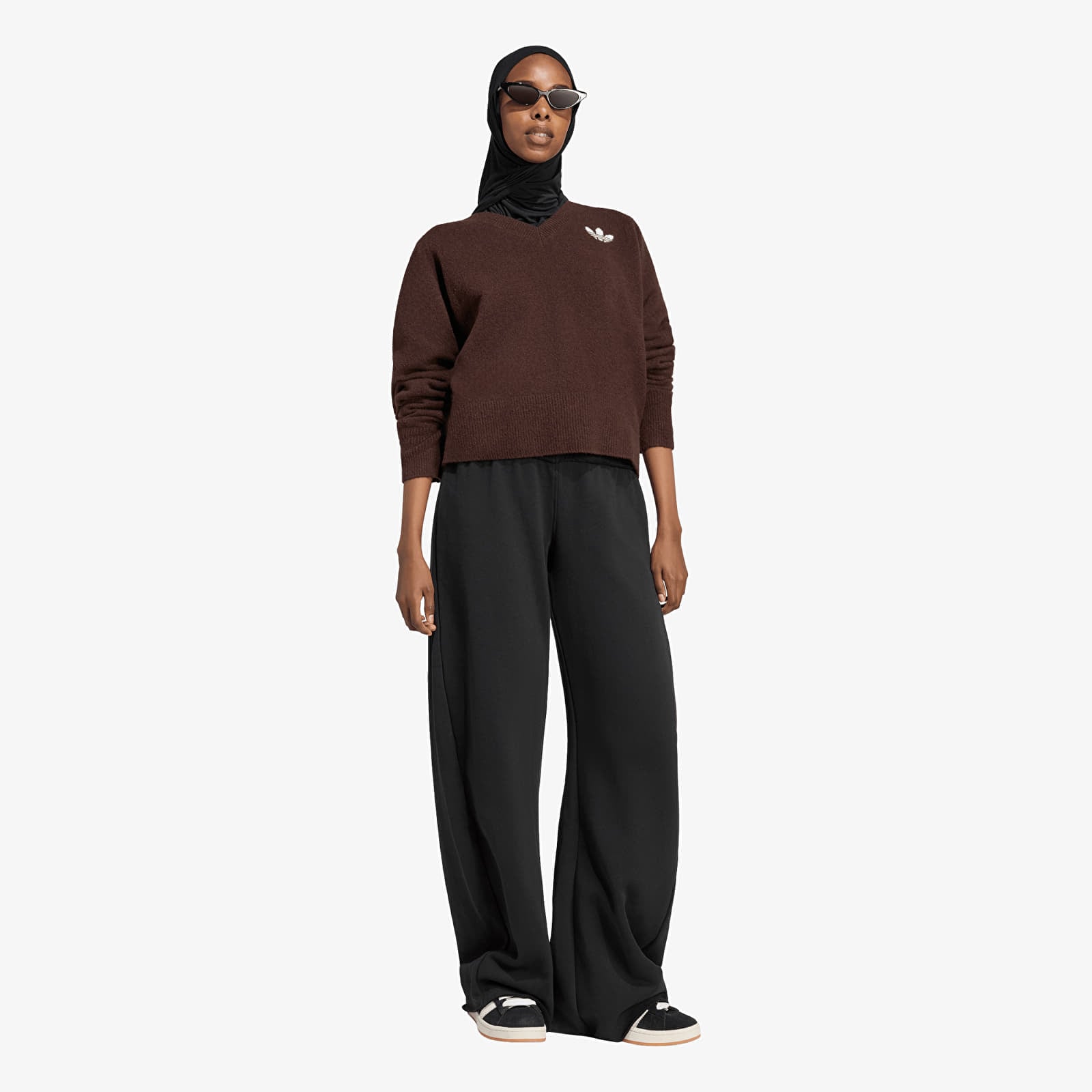 Sweaters voor dames adidas Essentials Knit V-Neck Sweatshirt Long Sleeve Aurora Coffee
