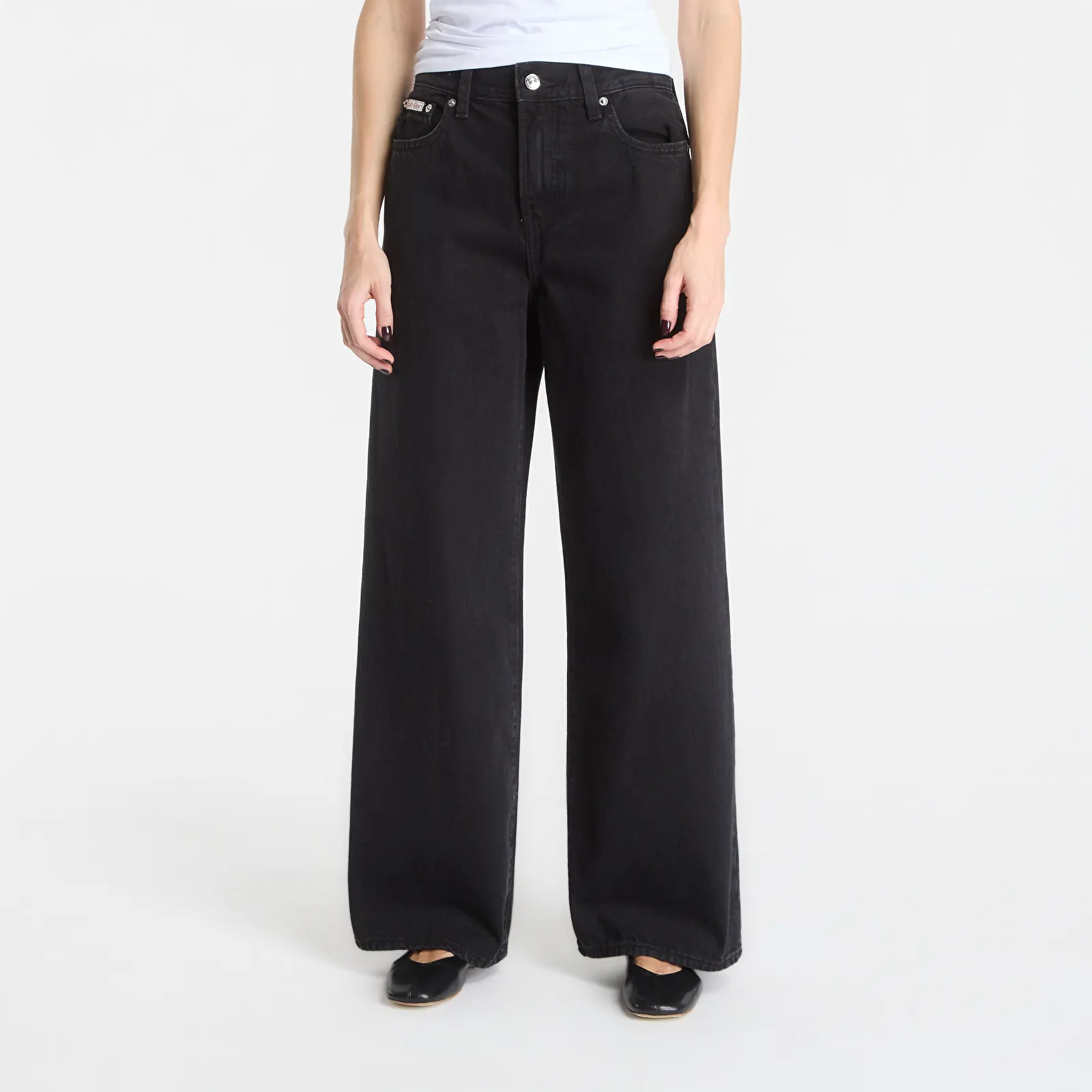 Ženske kavbojke Calvin Klein The Wide Leg Worn Black
