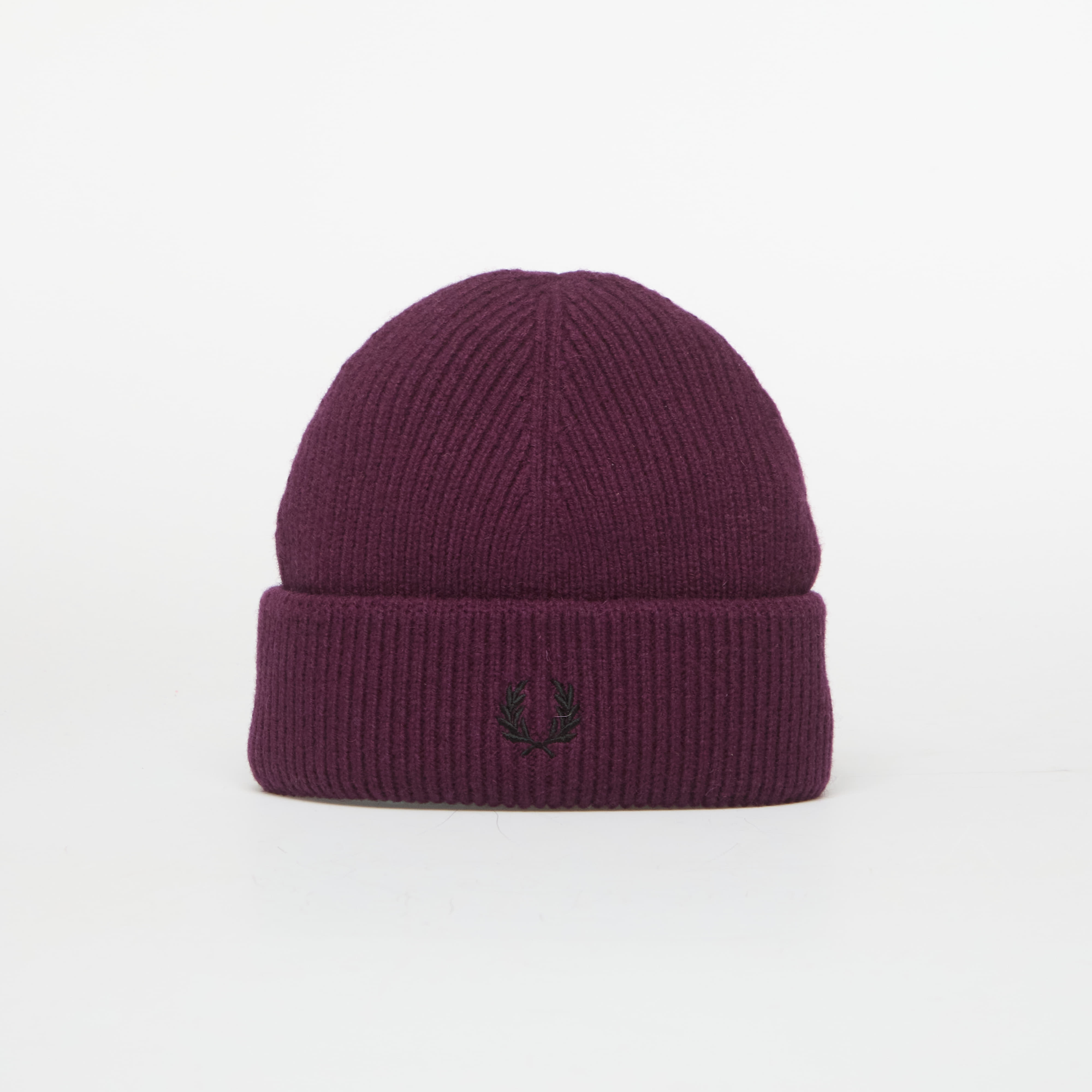 Шапка FRED PERRY Classic Wool Beanie Plum Universal