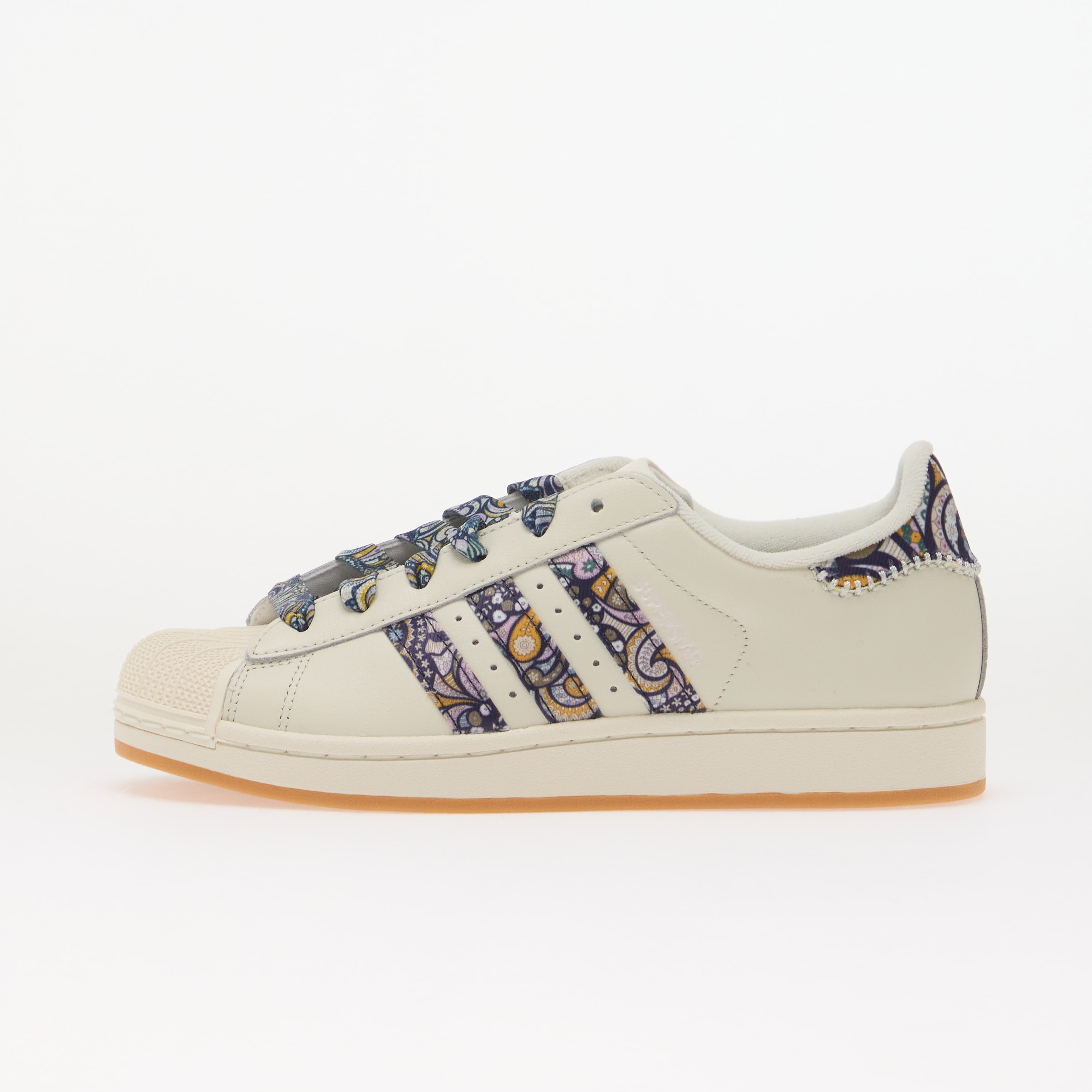 Обувки adidas x Liberty London Superstar II Kids Core White/ Orchid Fusion/ Gum 1 6.5
