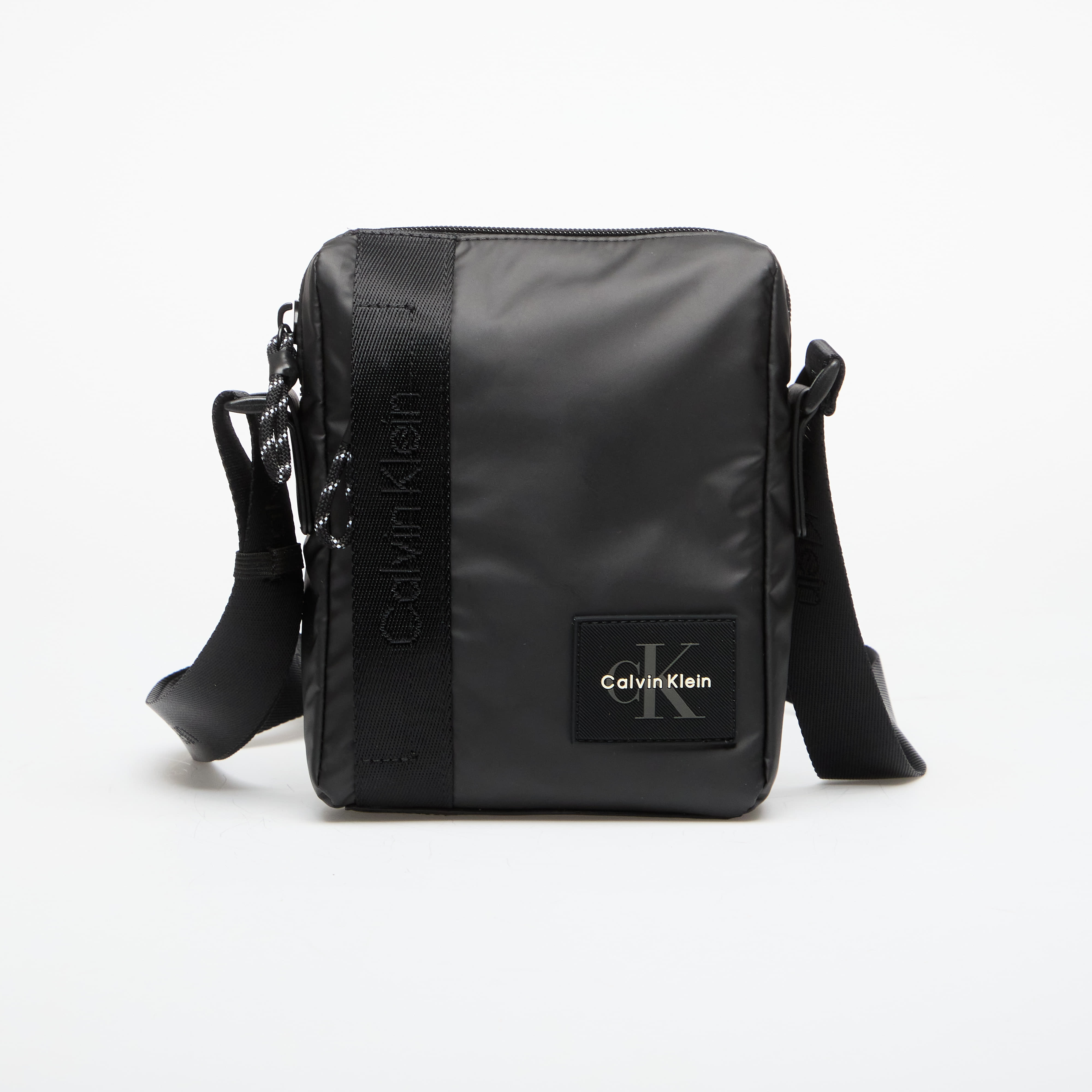 Чанта Calvin Klein Rubberized Reporter Black Universal