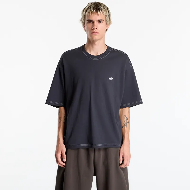 Tričko adidas Contrast Oversized T-Shirt Carbon