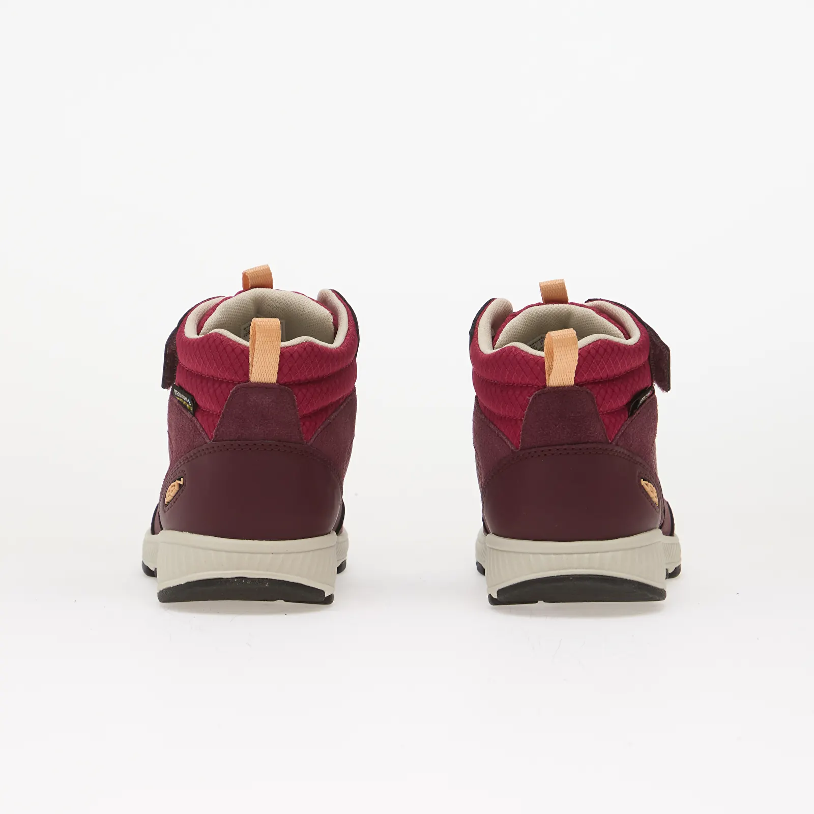 Otroške superge in čevlji KEEN Skua MID WP Youth Fig/ Peach Fuzz