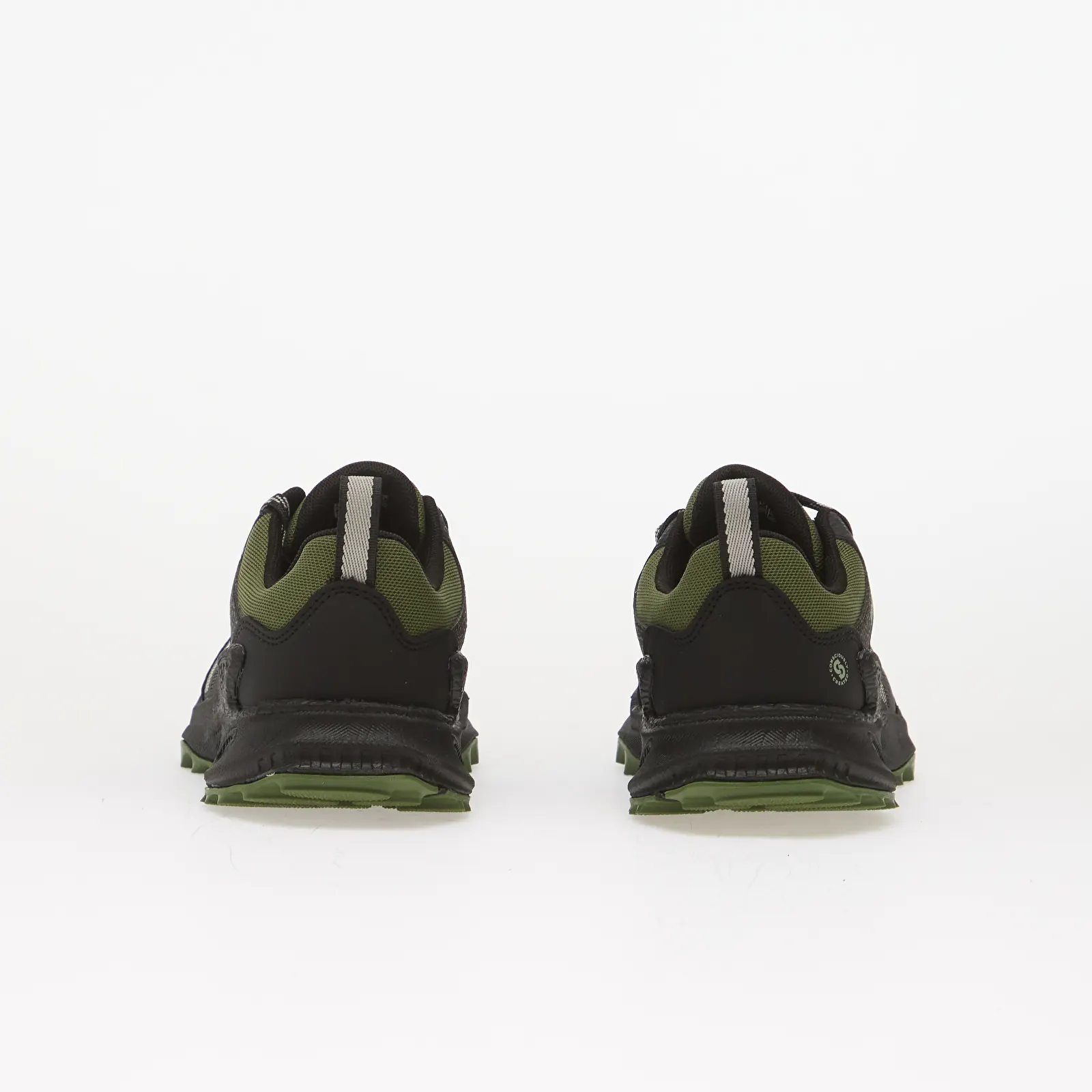 Ténis e sapatos para crianças KEEN Zionic WP Youth Black/ Bronze Green