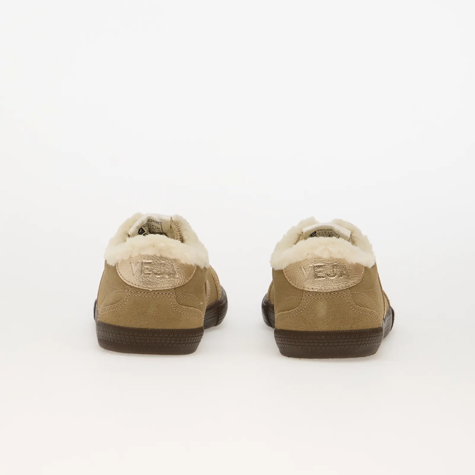 Chaussures et baskets femme Veja Volley W Suede Dune/ Platine/ Eagle