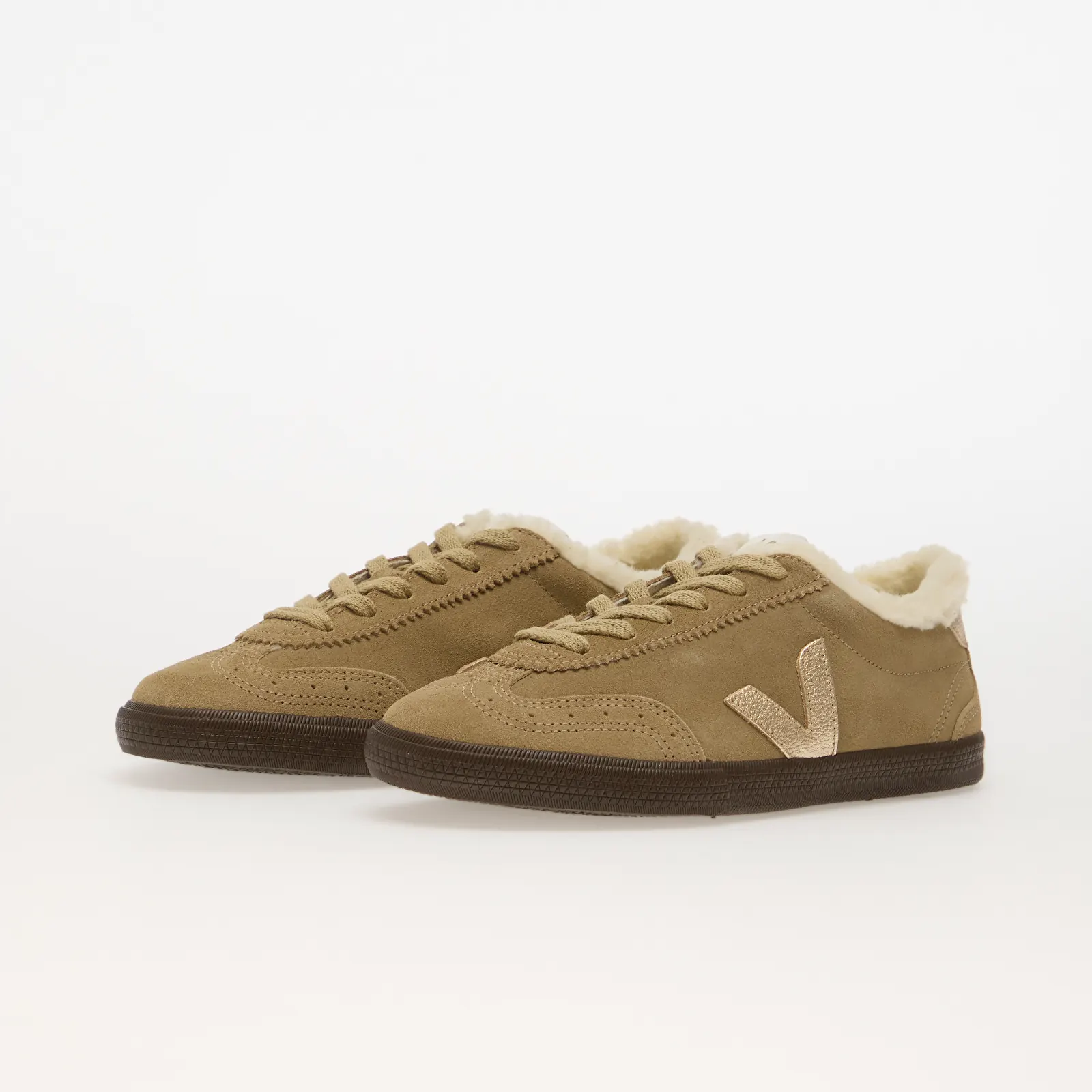 Chaussures et baskets femme Veja Volley W Suede Dune/ Platine/ Eagle