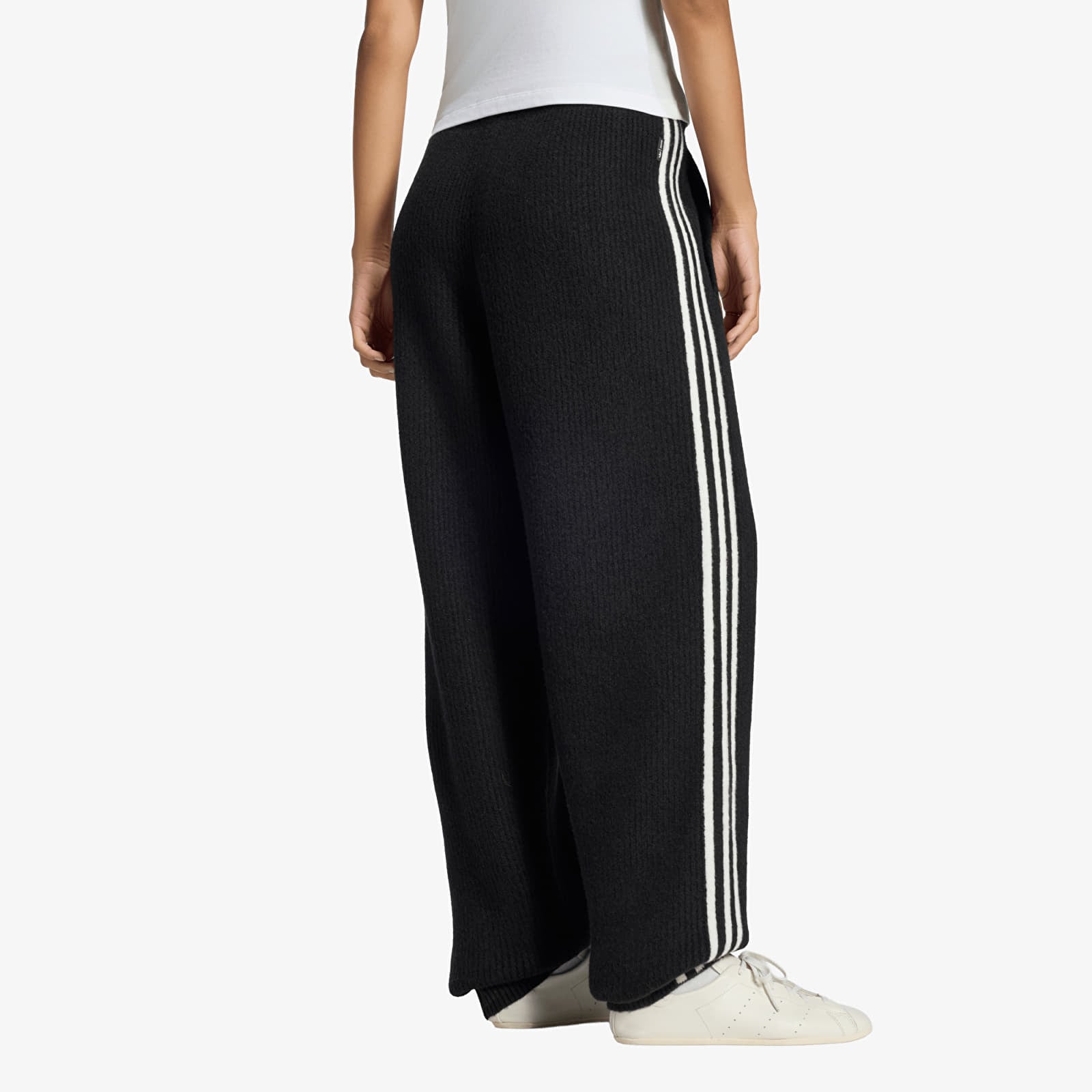 Dámske tepláky adidas Adiluna Season 2 x Jennie Knitted Loose Pants Black