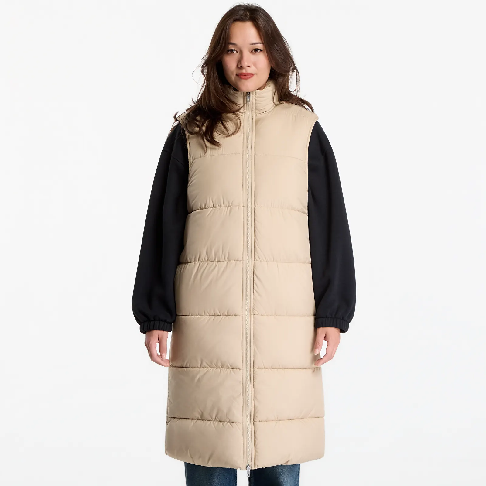 Páperové bundy Urban Classics Ladies Long Puffer Vest Wet Sand