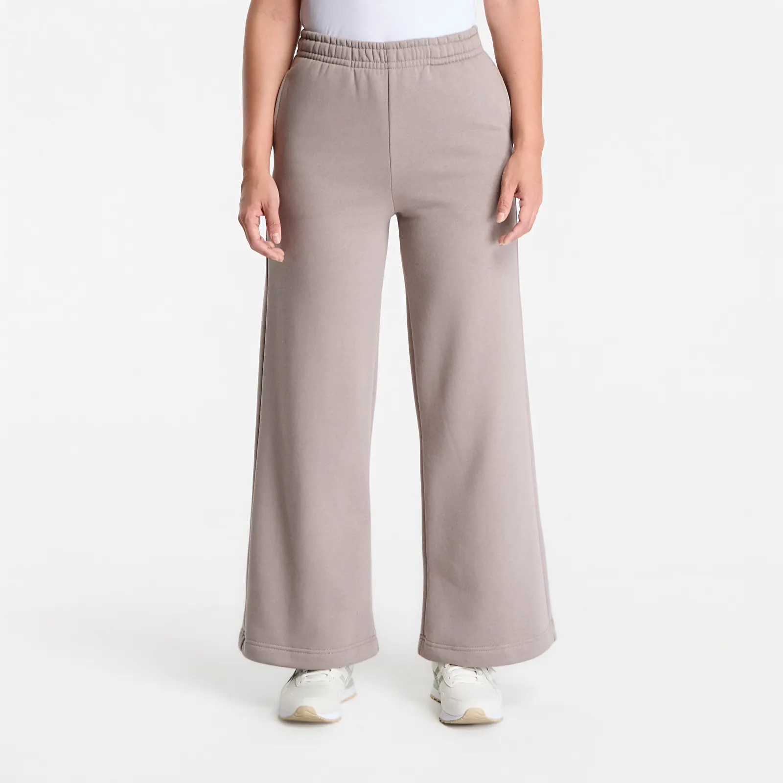 Tepláky Urban Classics Fluffy Wideleg Trackpants Deep Taupe