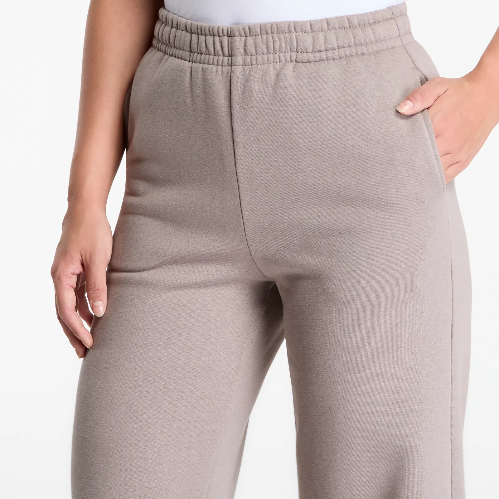 Tepláky Urban Classics Fluffy Wideleg Trackpants Deep Taupe