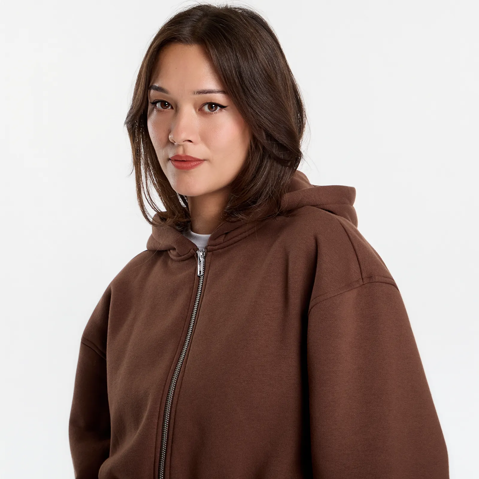 Dámske mikiny Urban Classics Fluffy Cropped Zip Hoodie Chocolate Brown