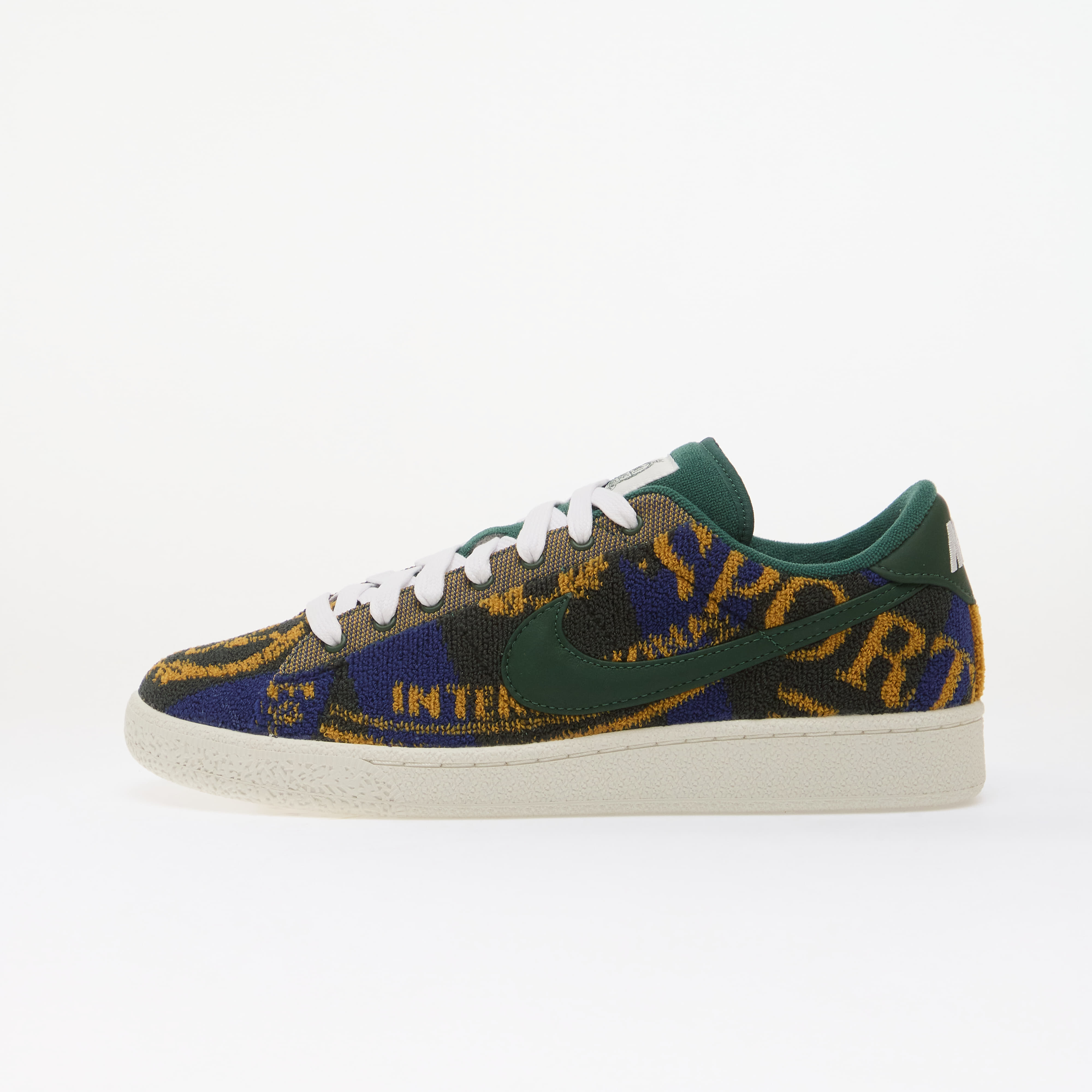 Сникърси Nike Tennis Classic Cs Prm (Terry) Fir/ Fir-White-Sail EUR 46
