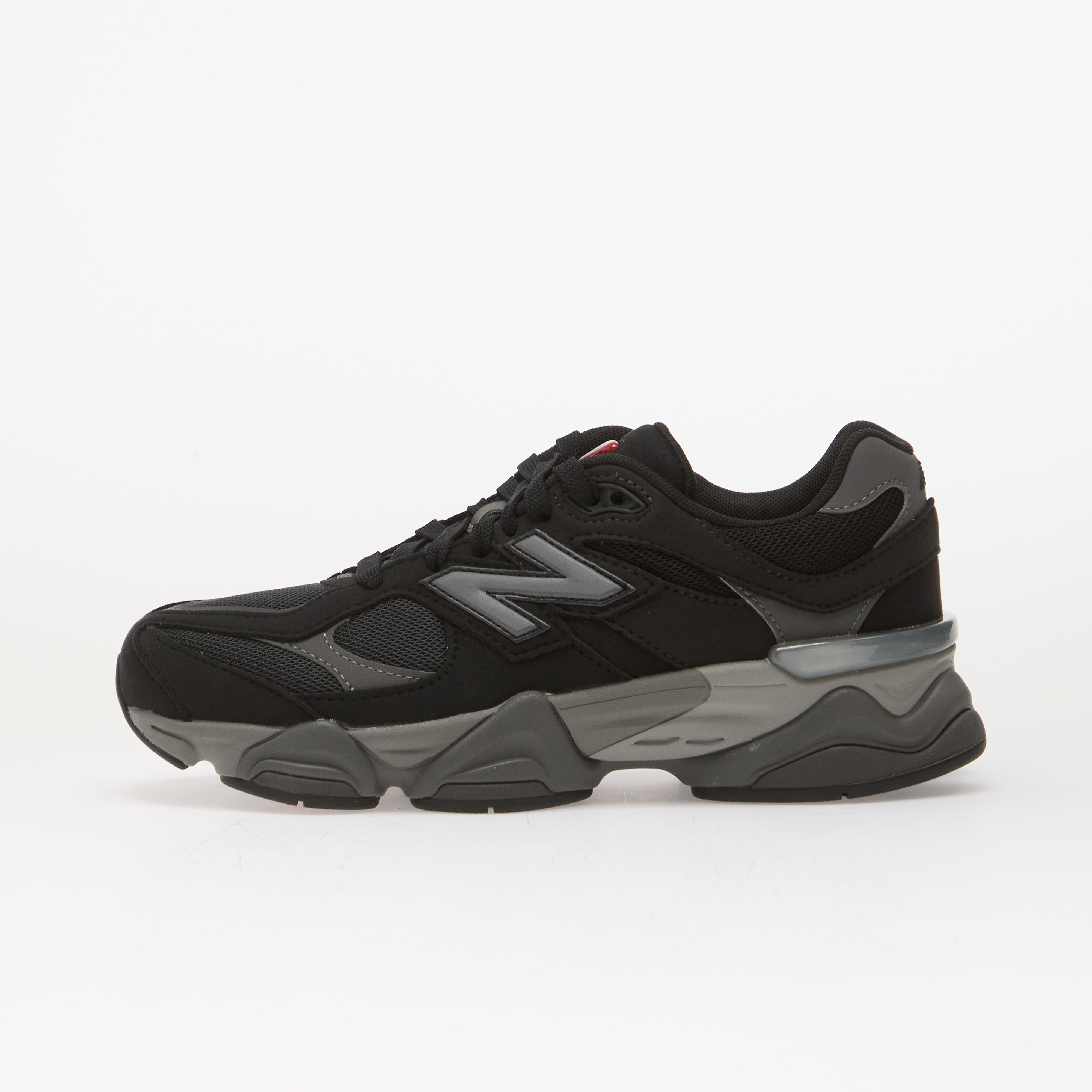 Обувки New Balance 9060 Kids Black/ Castlerock Bk 7