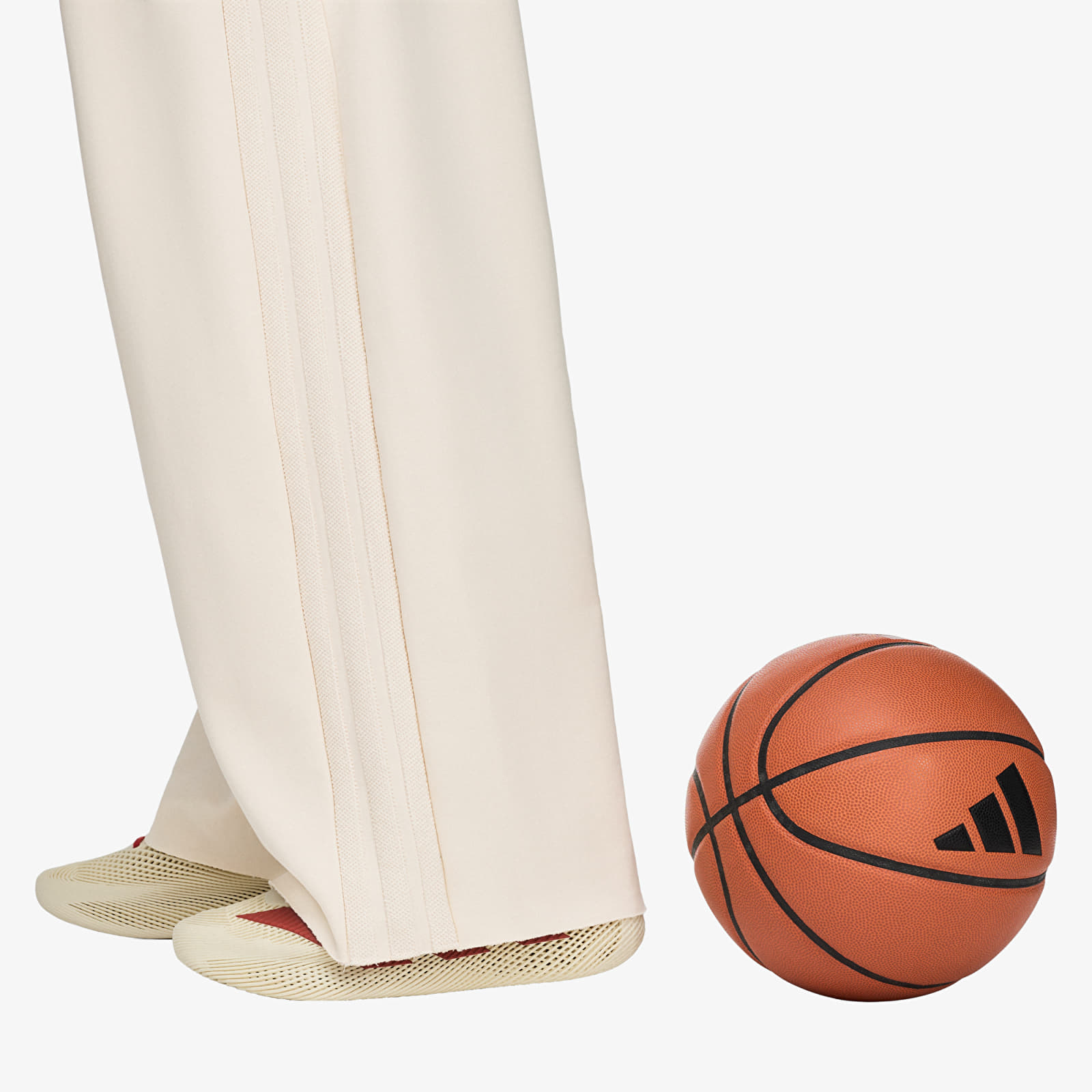 Men's sweatpants adidas x Tyrrell Winston Stadium Trackpant Wonder White