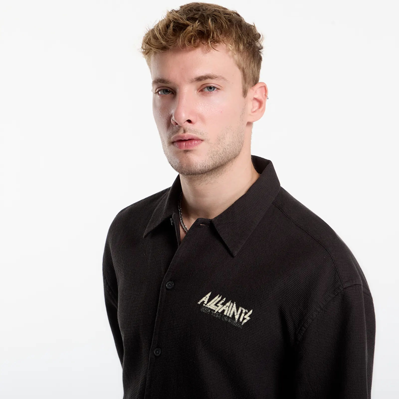 Marškiniai AllSaints Synth Ss Shirt Orca Black