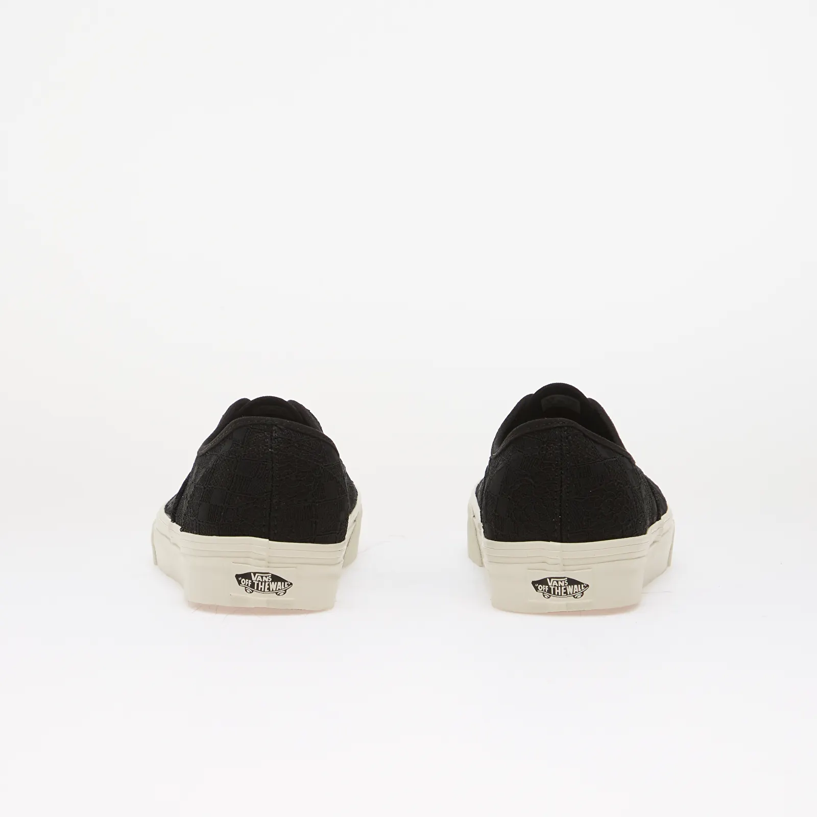 Chaussures et baskets homme Vans Authentic Laced Black